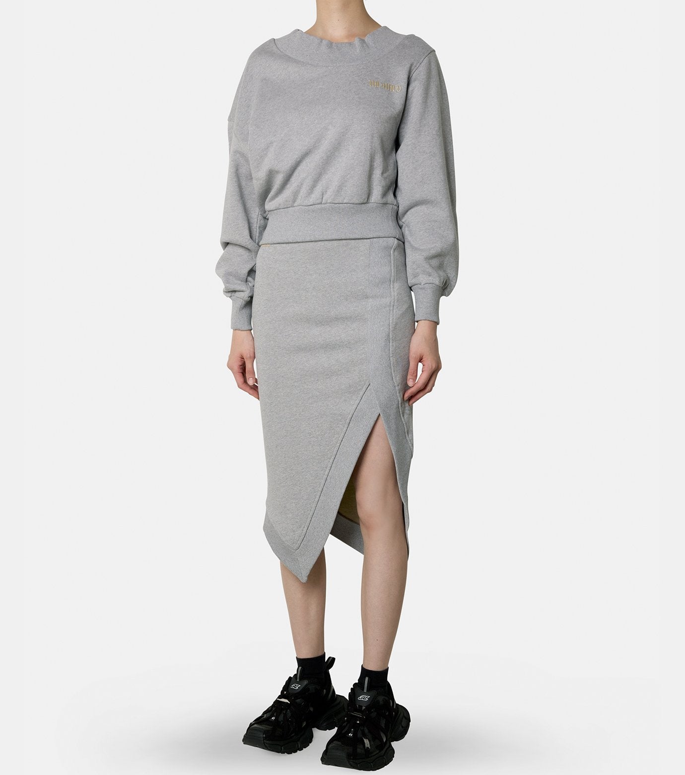 Sweatshirt Wrap Back Detail