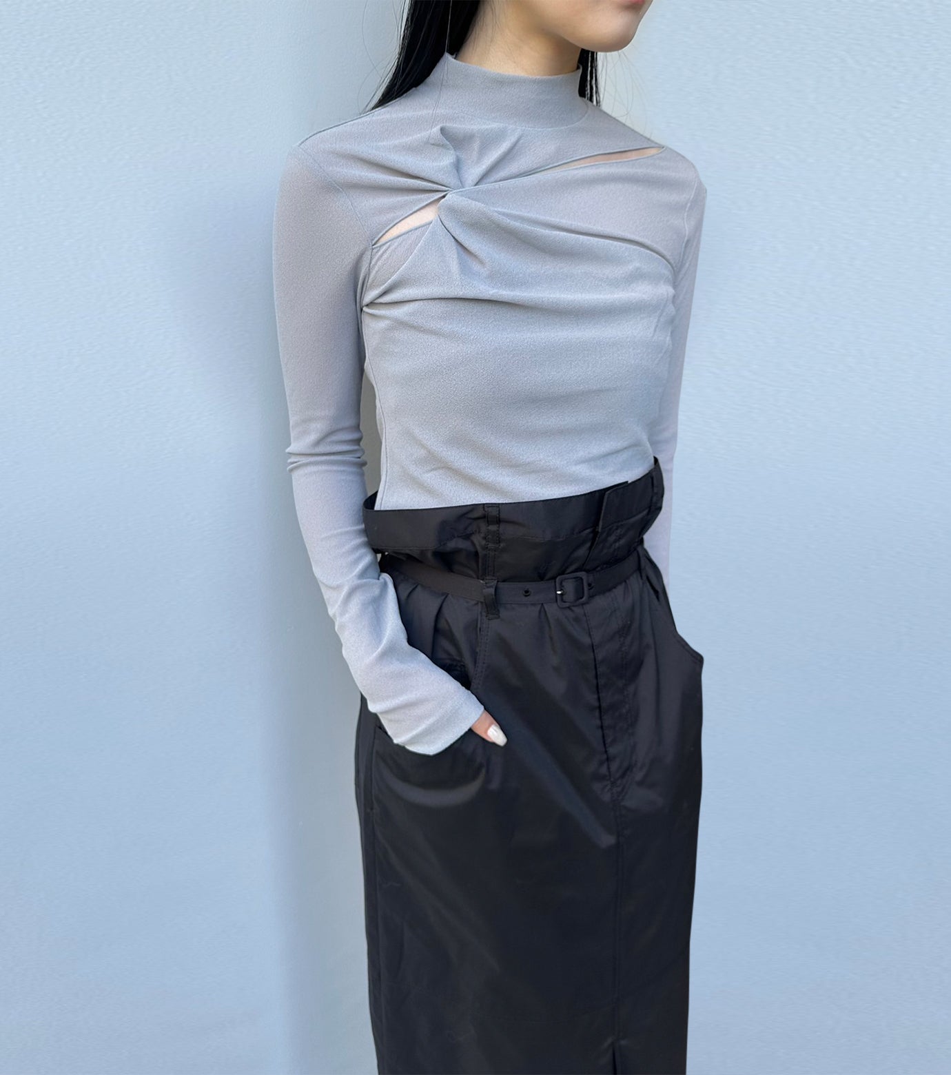 Asymmetric Front Slit TOP
