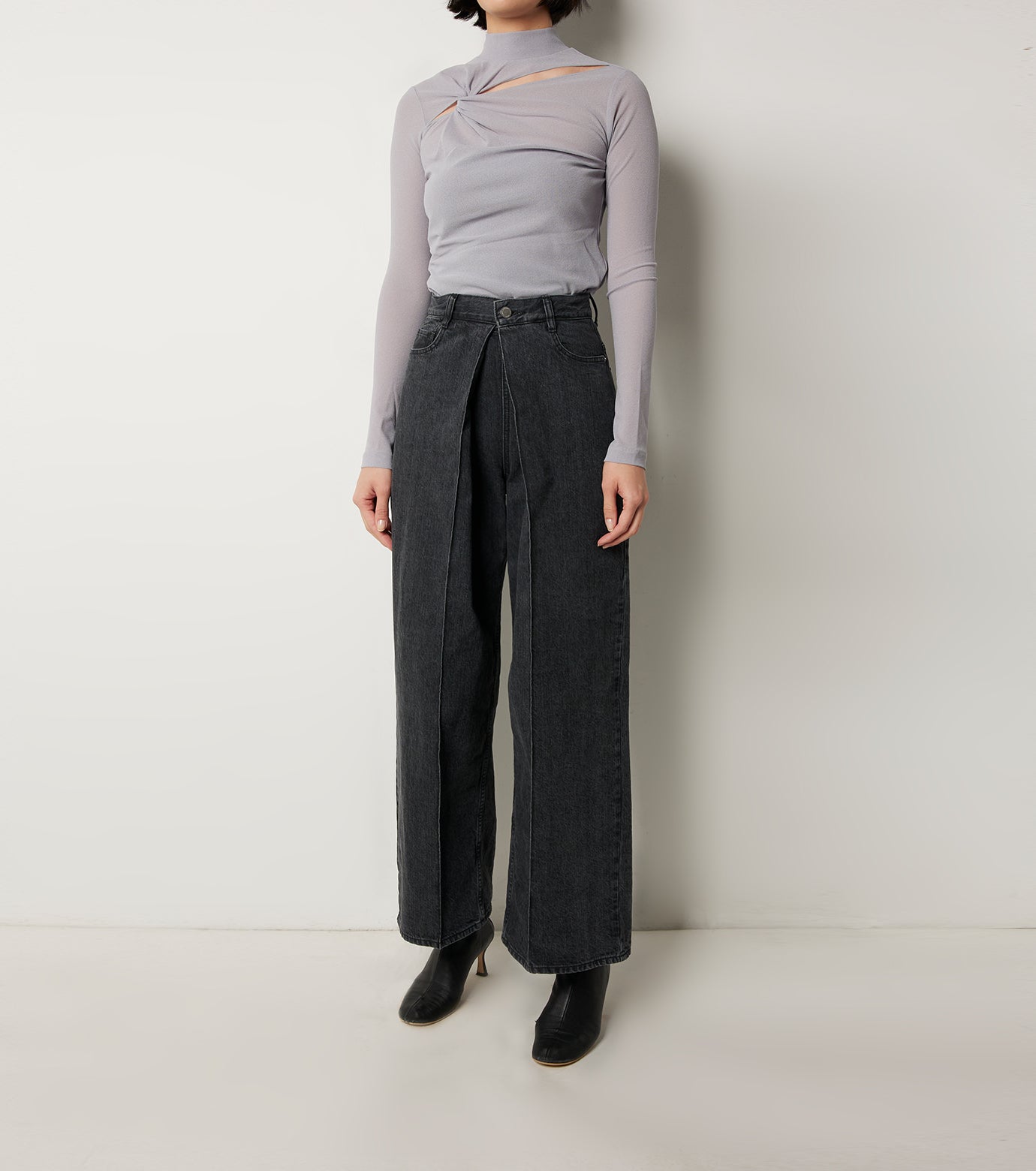 Asymmetric Front Slit TOP