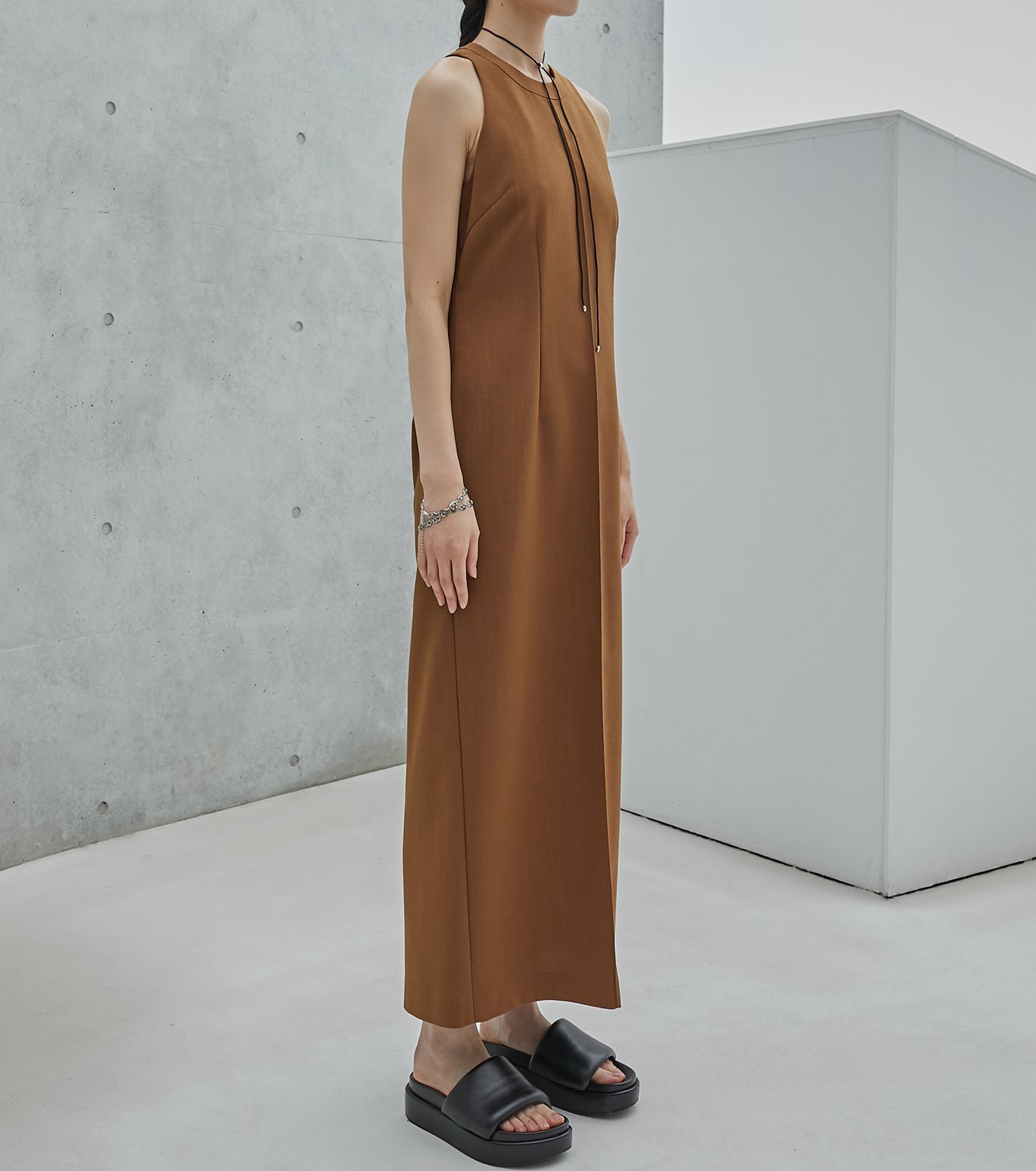 Americansleeve Back Slit Dress