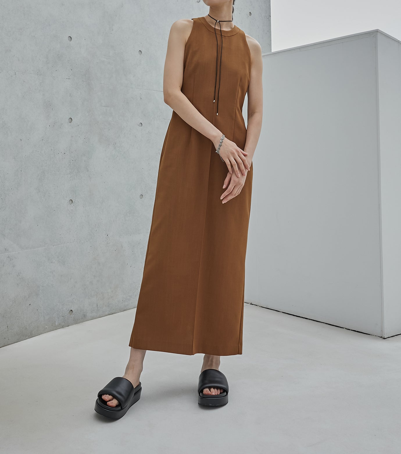 Americansleeve Back Slit Dress