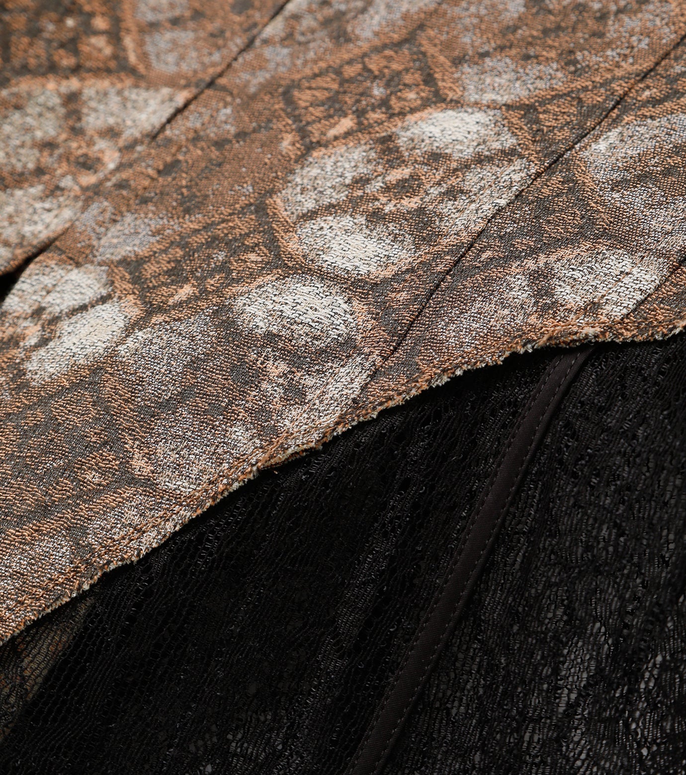 Tile JQD × Lace Tops