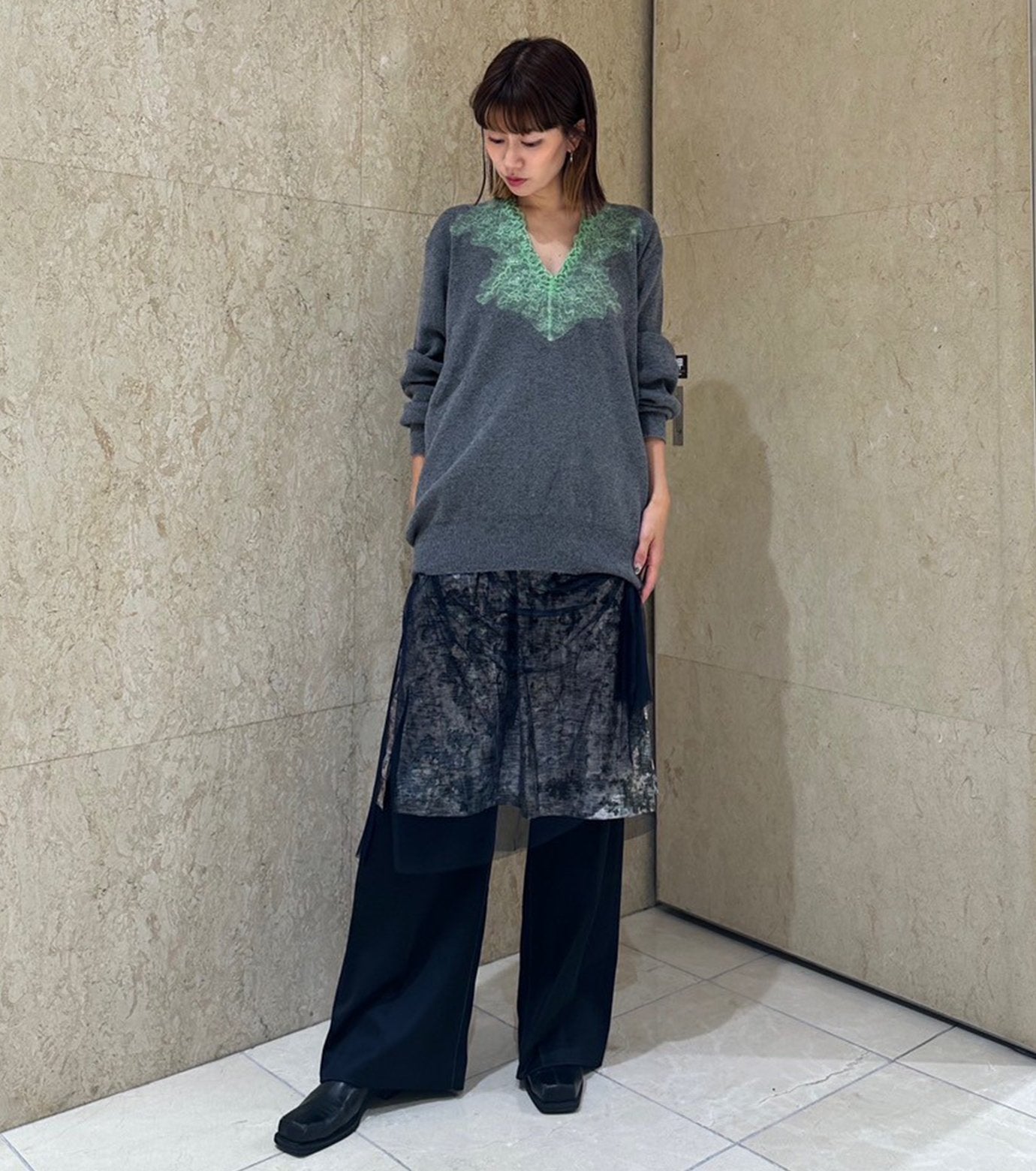 Vneck Knit w/Needle-Punched Lace