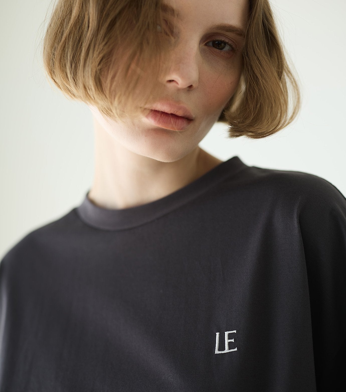 LE Embroidery Long T