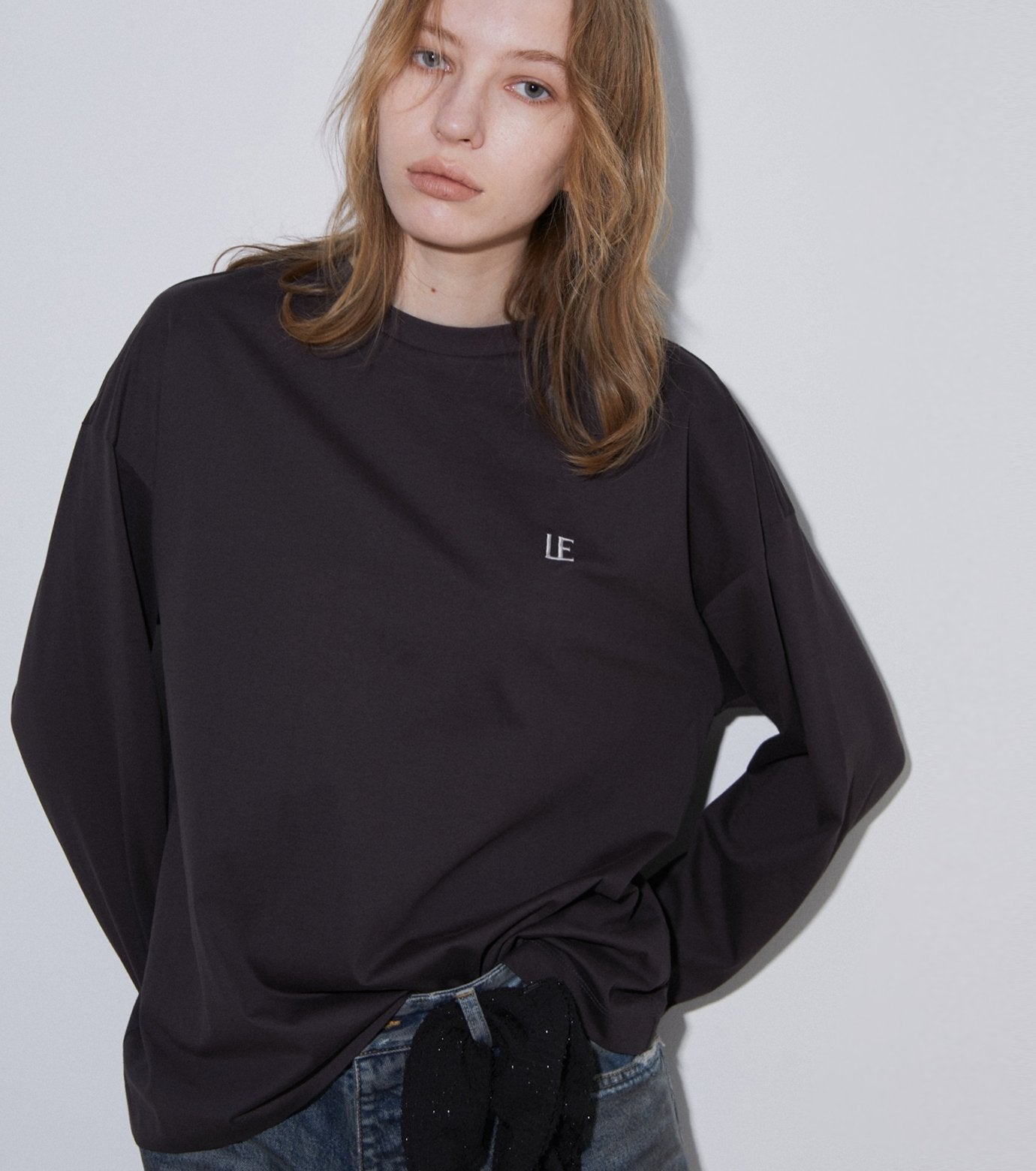 LE Embroidery Long T
