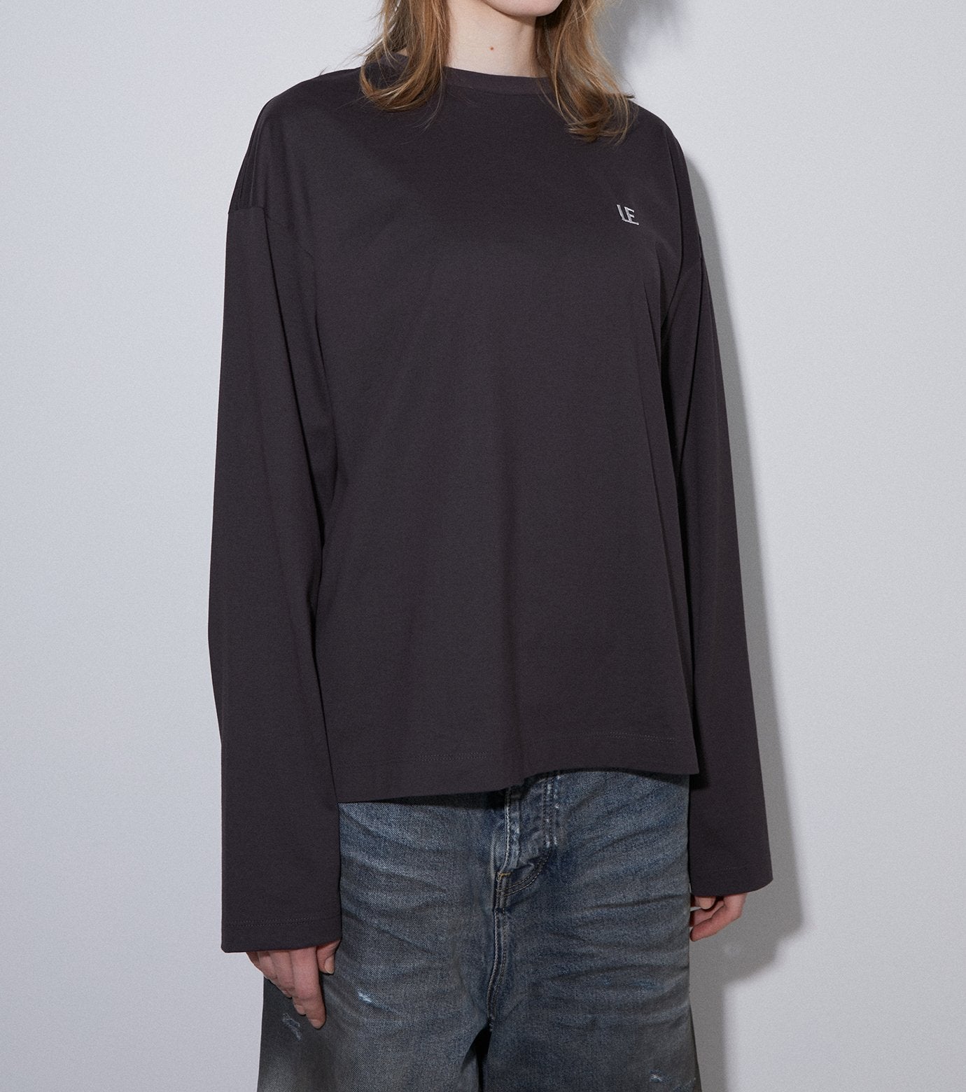 LE Embroidery Long T