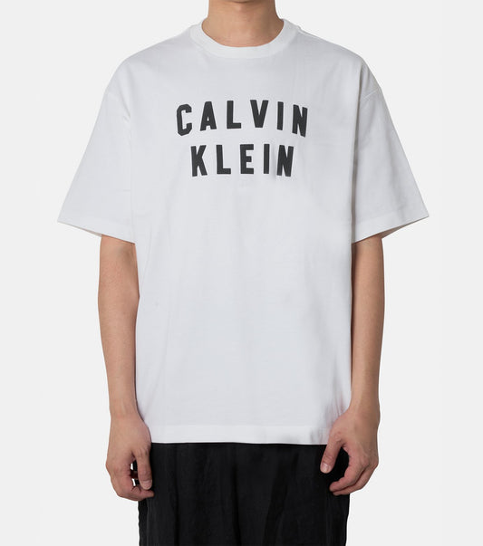 16S MARCH GRAPHIC SEASONAL FASHION