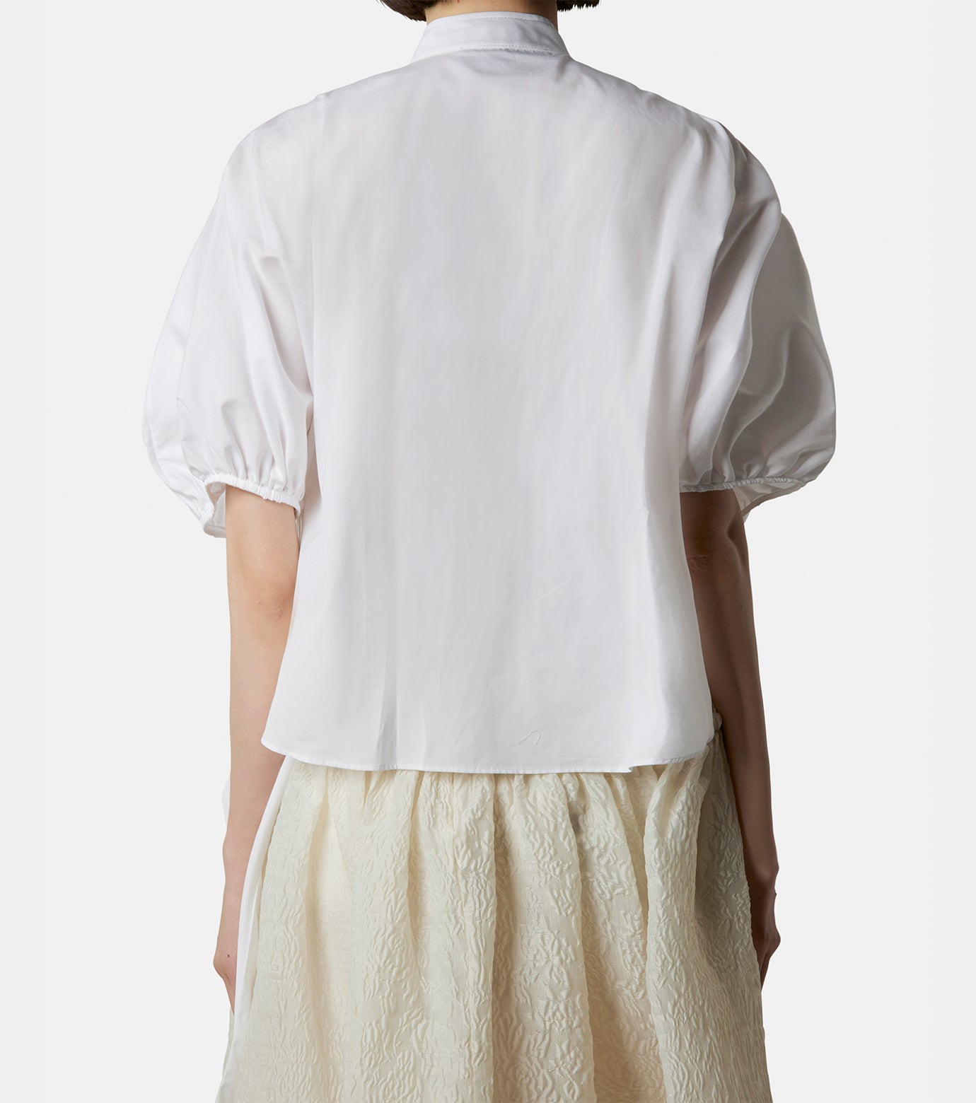 Cropped Puff Slv Shirt w/Rose Sash