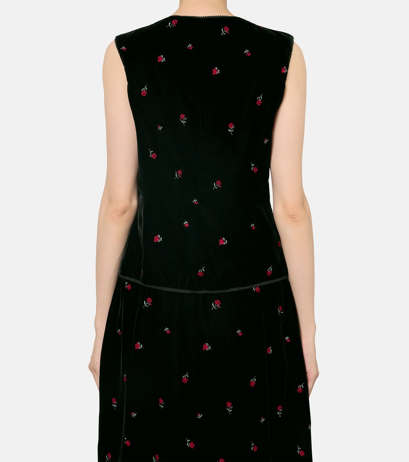 Rose Emb Velvet Gilet