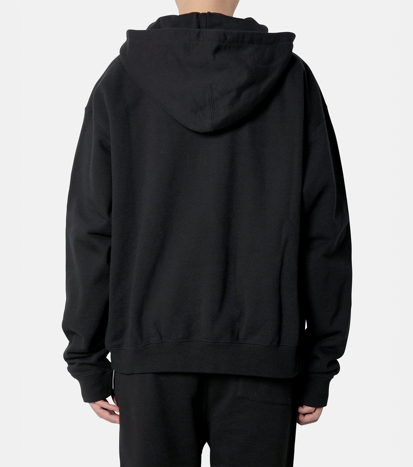 ZIPPED HOODIE 106 EMB