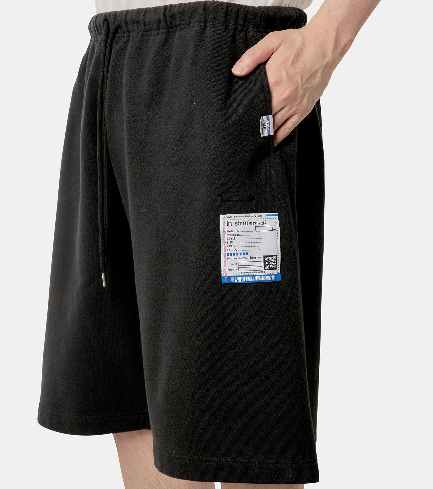 in・stru(men-tal).embroidery shorts