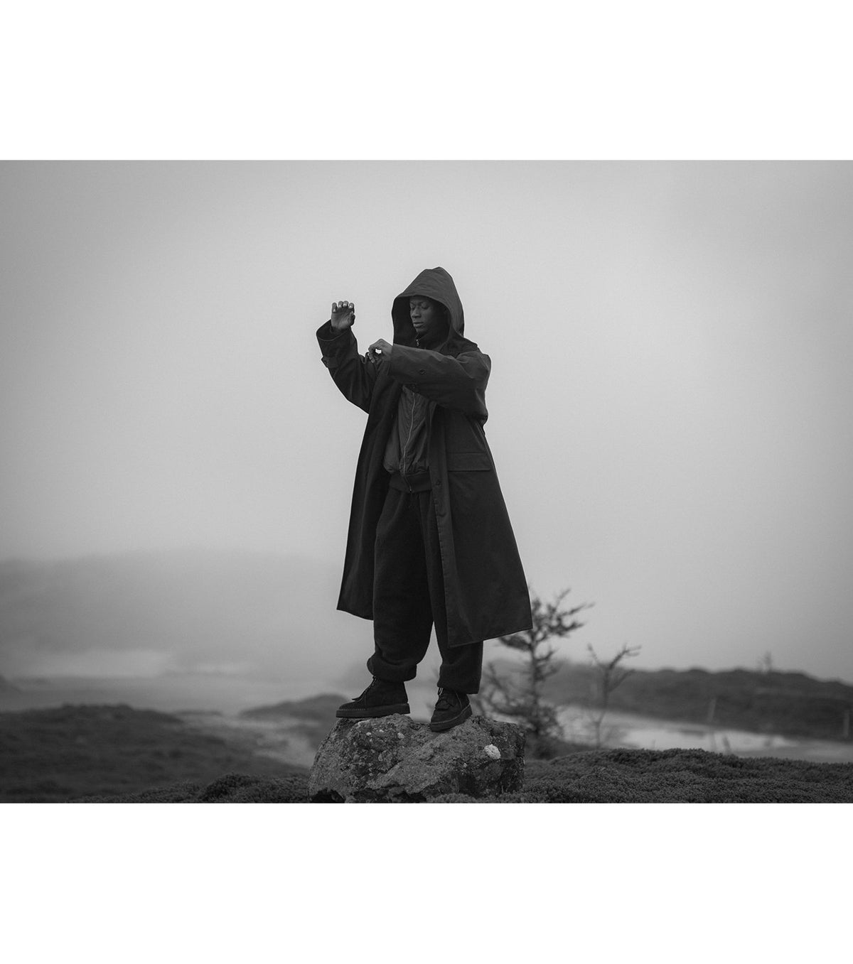HOODED COAT