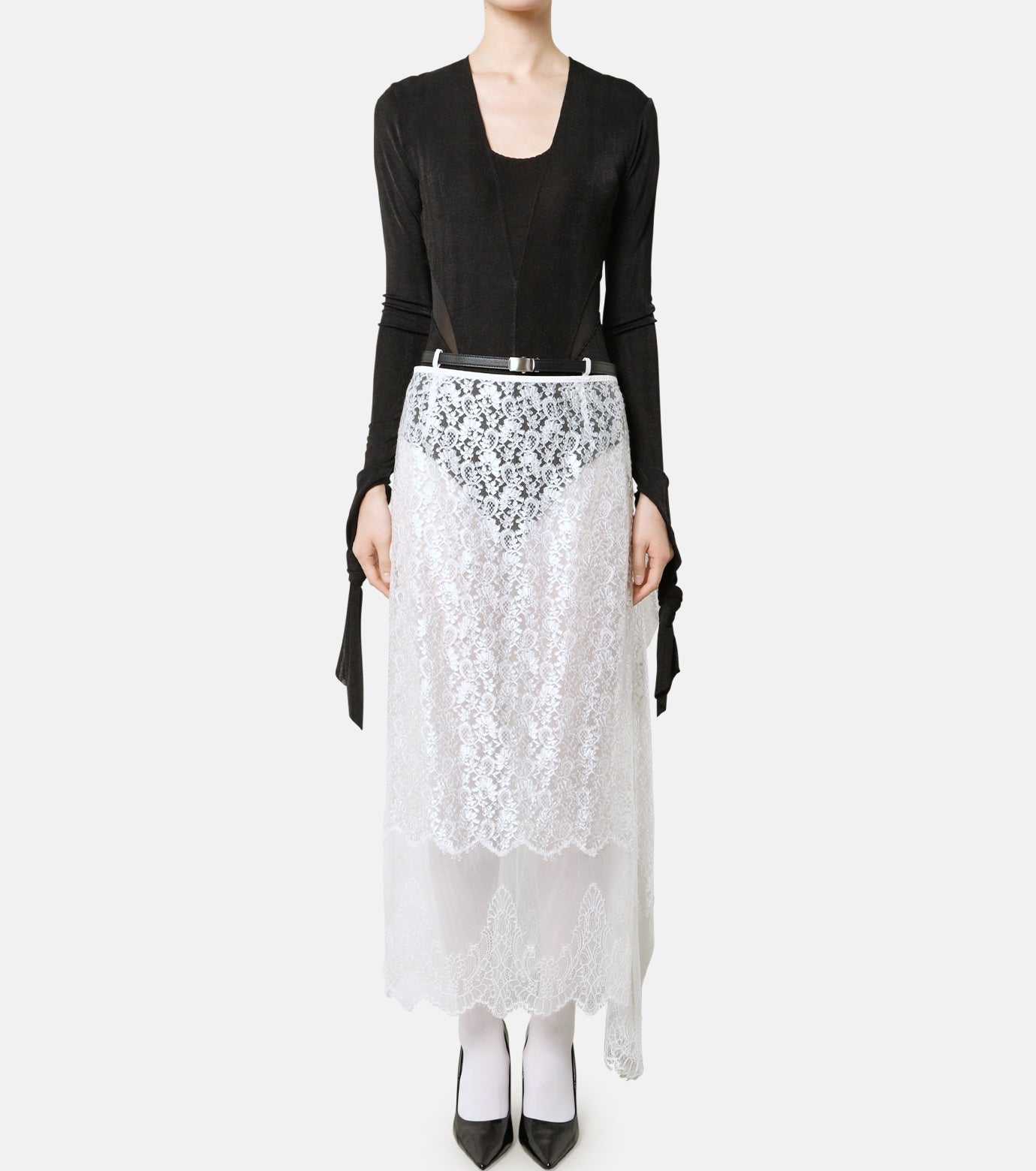 Falling-Plate Lace Skirt