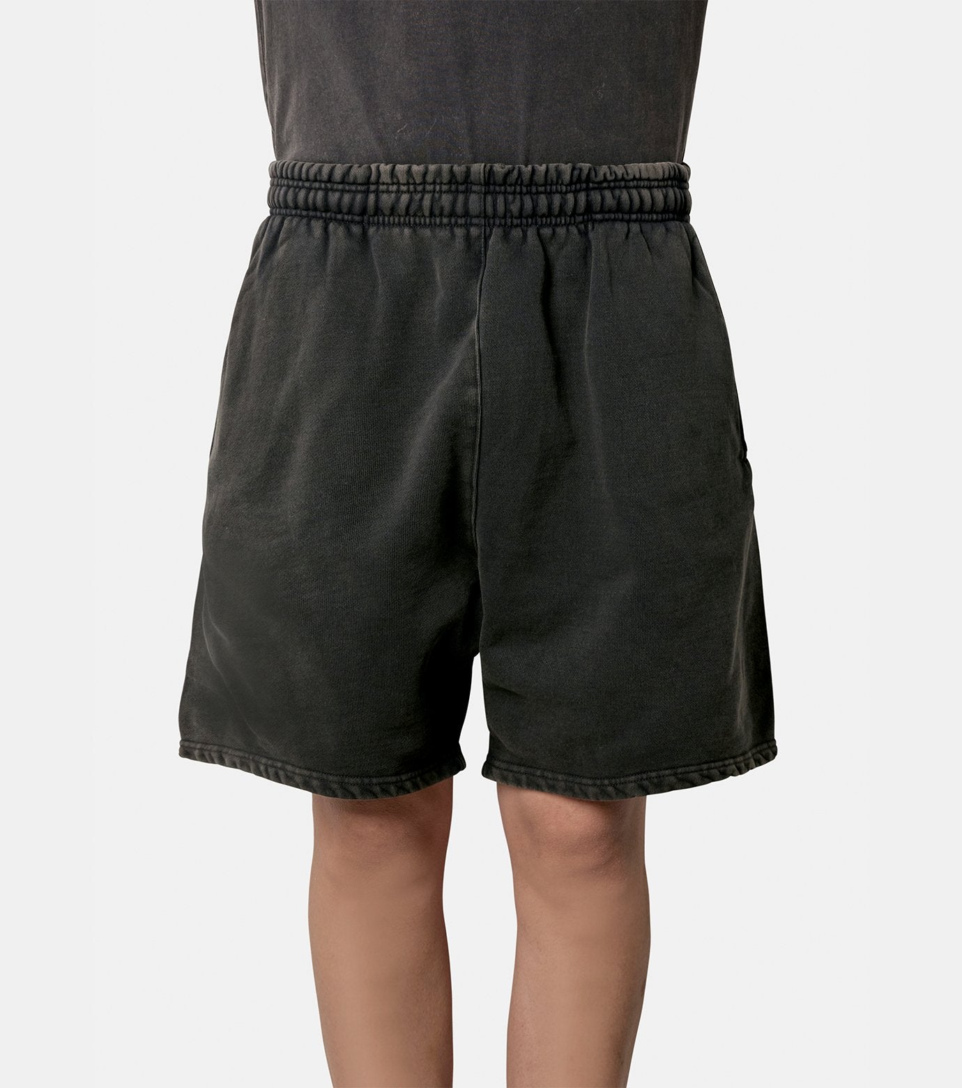 STANDARD SWEATSHORT