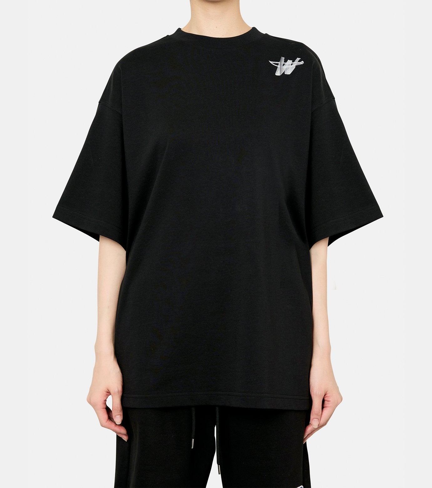 PEACHES METAL MULTI LOGO T-SHIRT