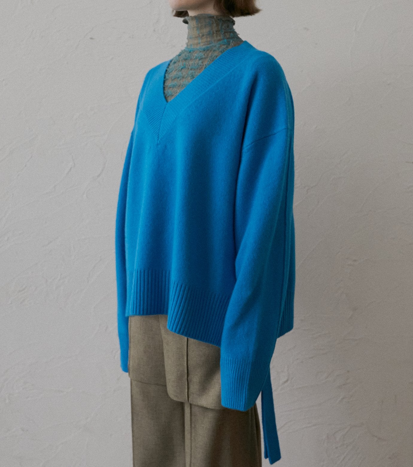 Wool Cashmere V Neck Knit