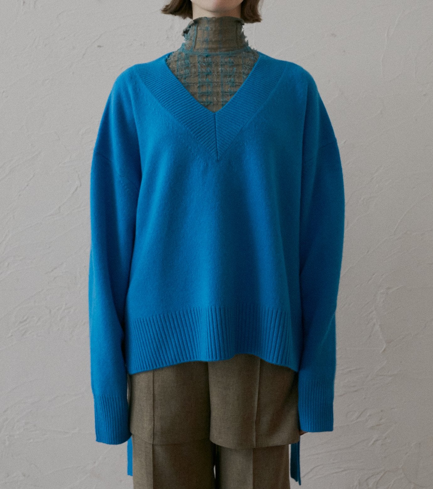 Wool Cashmere V Neck Knit