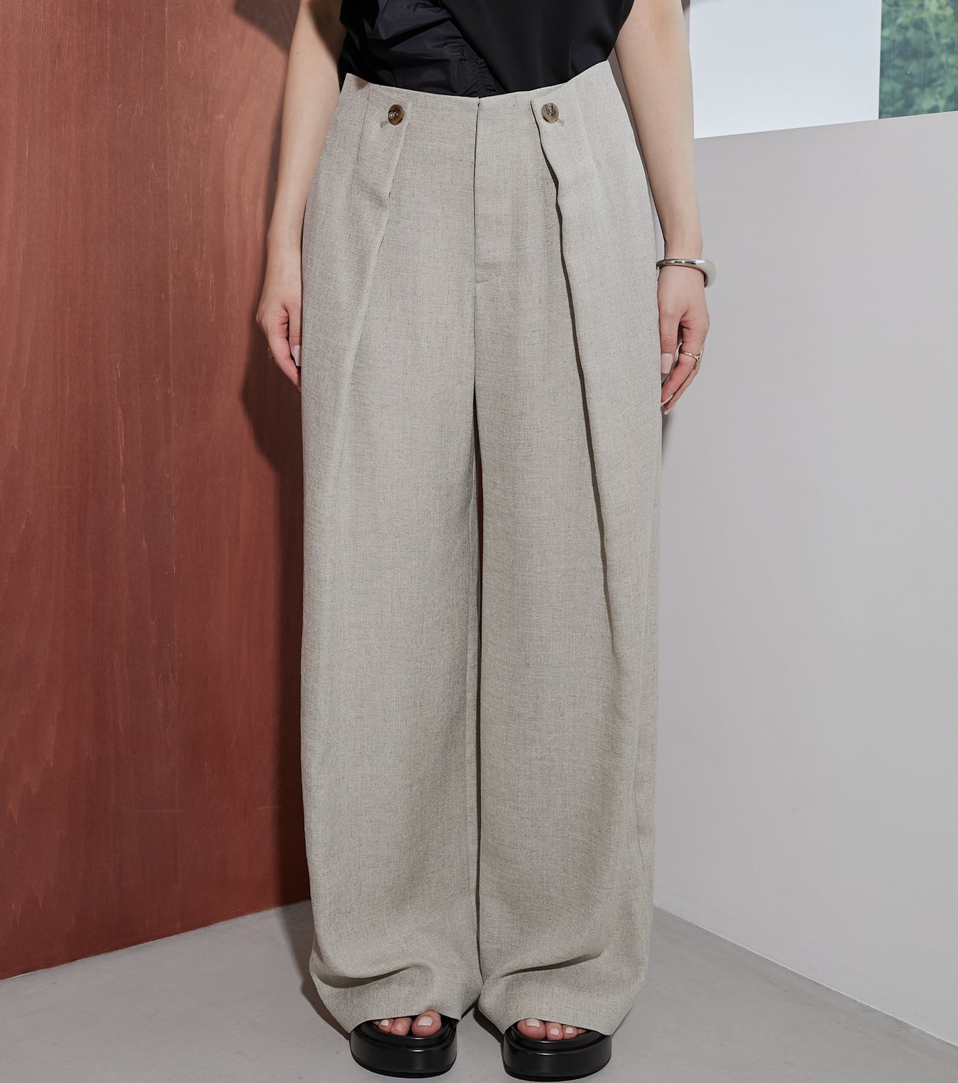 Tuck Wide Pants