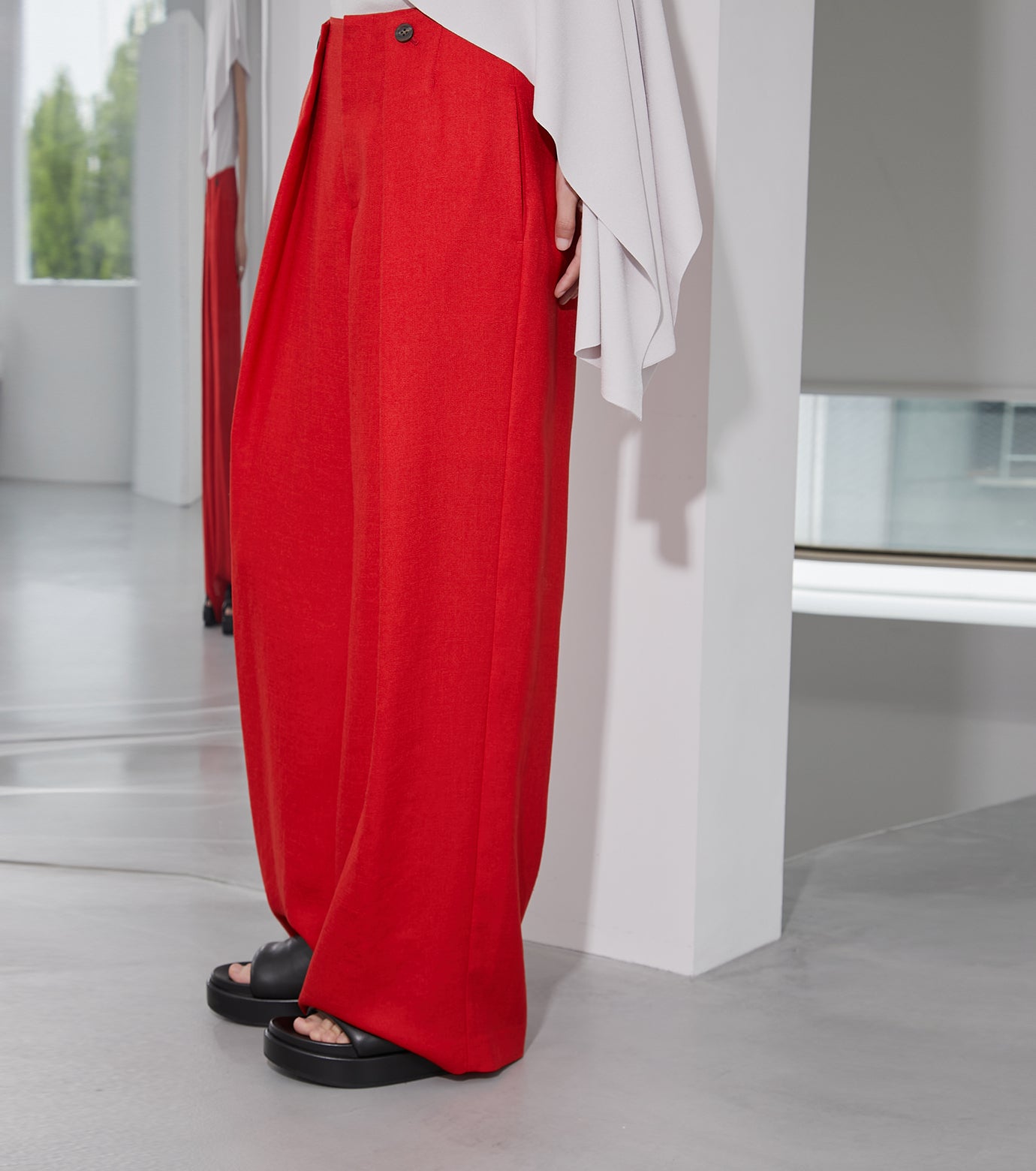 Tuck Wide Pants