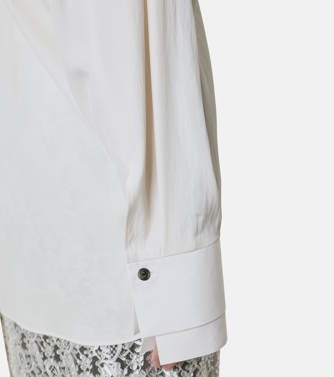 IRENE アイレネ 24AW Beaklike Collar Shirt ビークライクカラーシャツ 26A83003 ホワイト 36 ITP0FQ9Y4R32 Beaklike Collar Shirt – RESTIR