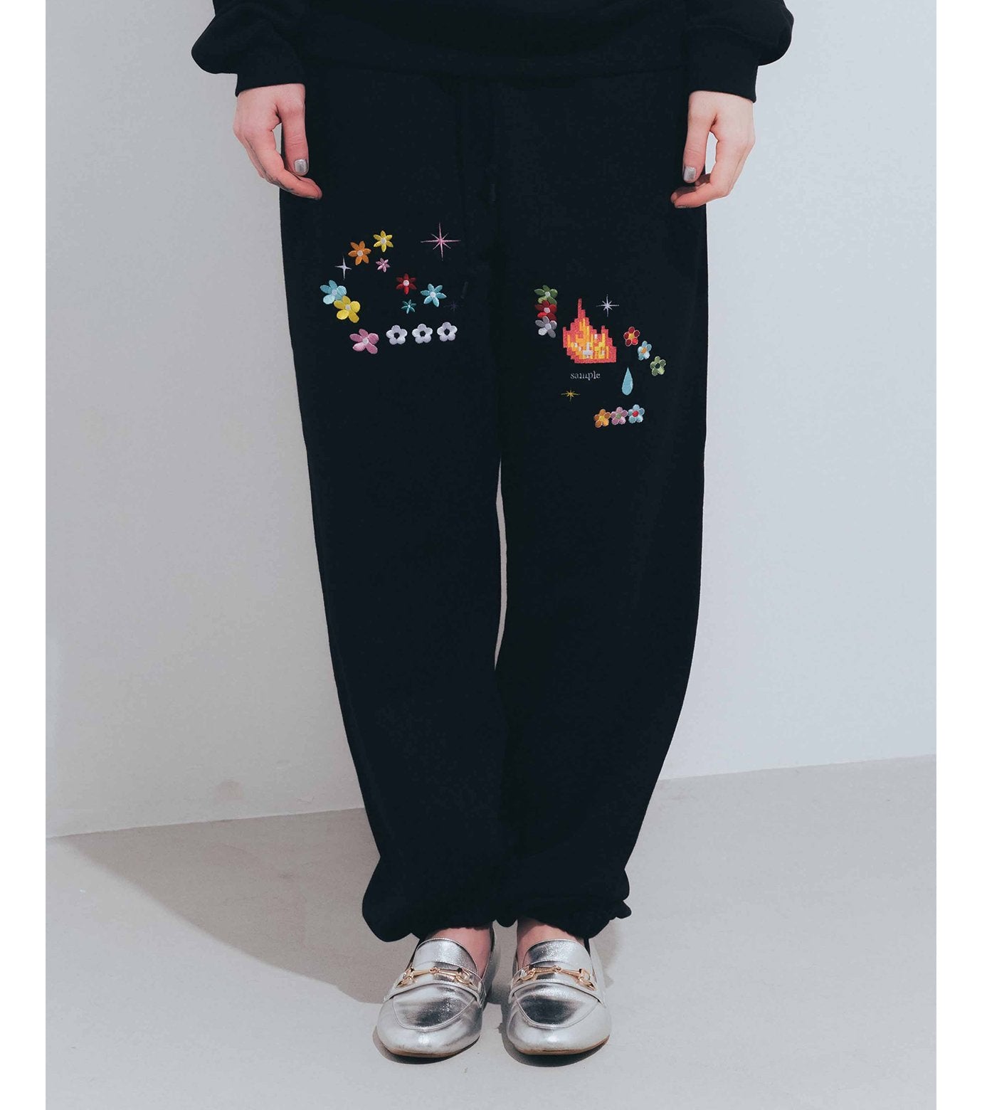 Sample Embroidary Sweat Pants