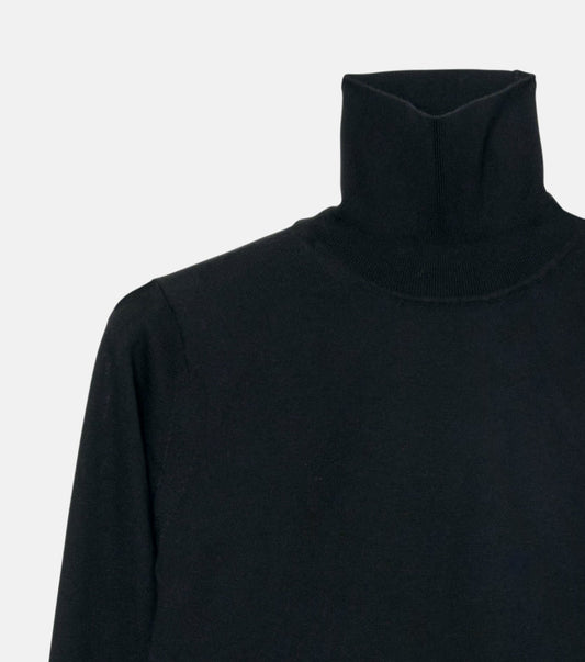 High-Gauge Turtleneck Knit
