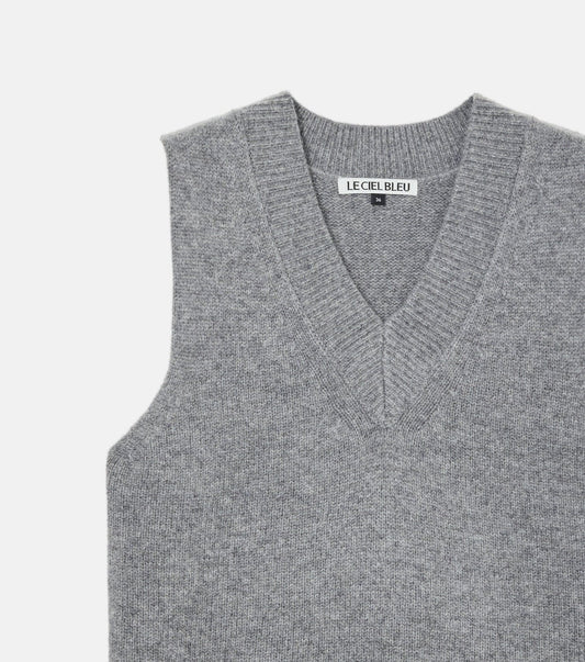 V-Neck Knit Vest