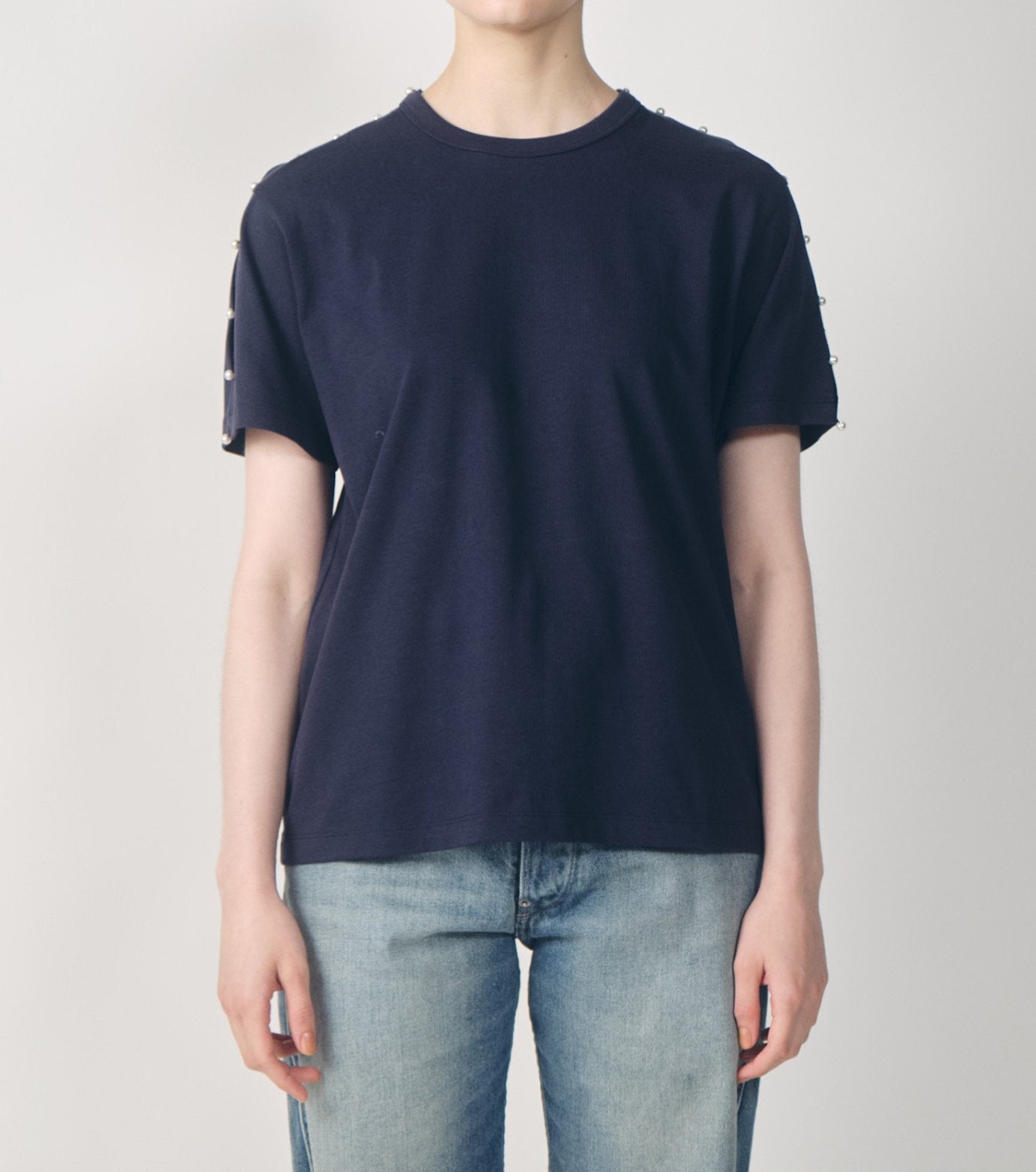 Boxy T-shirt w/Pearl Embellishment