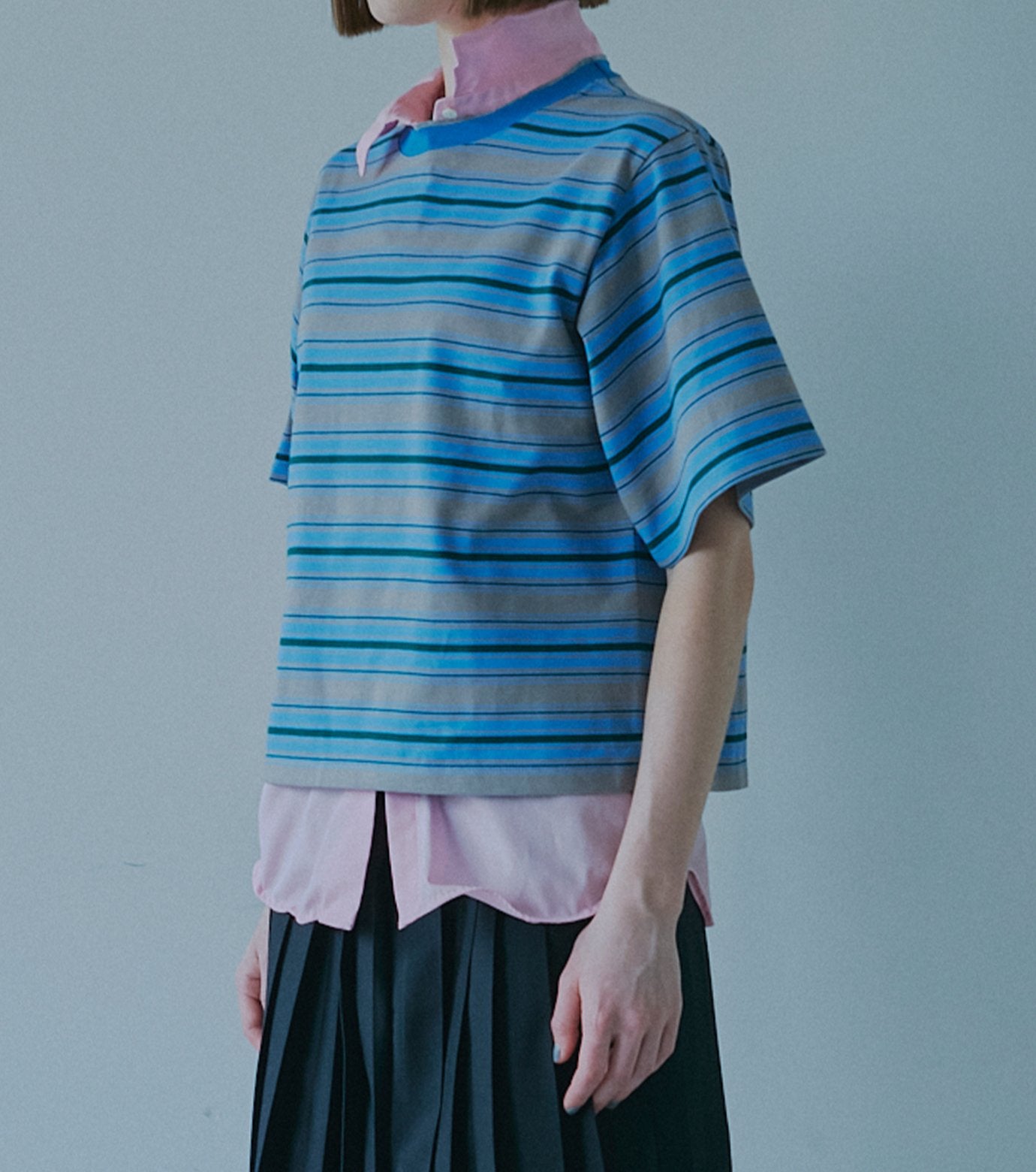 Sleeveless Shirt w/Wire Detailing