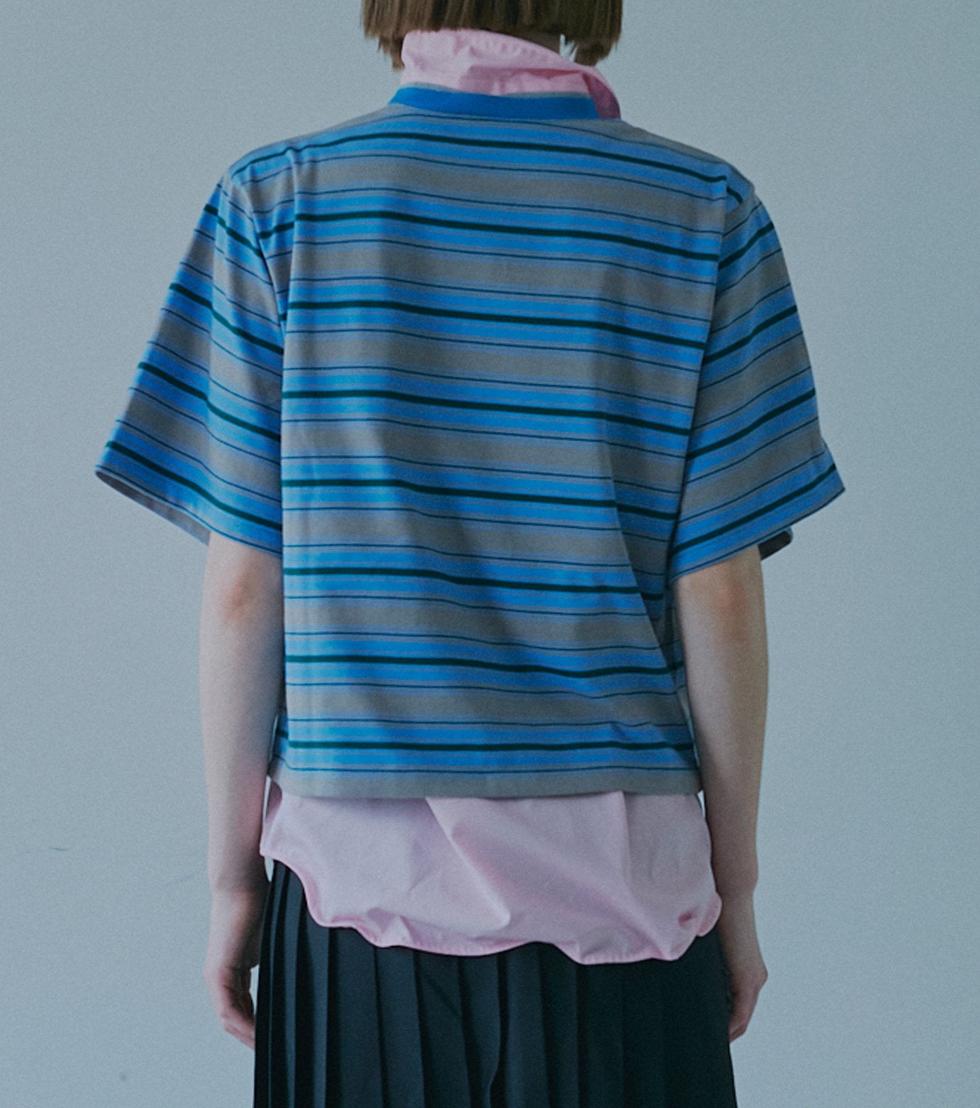Sleeveless Shirt w/Wire Detailing