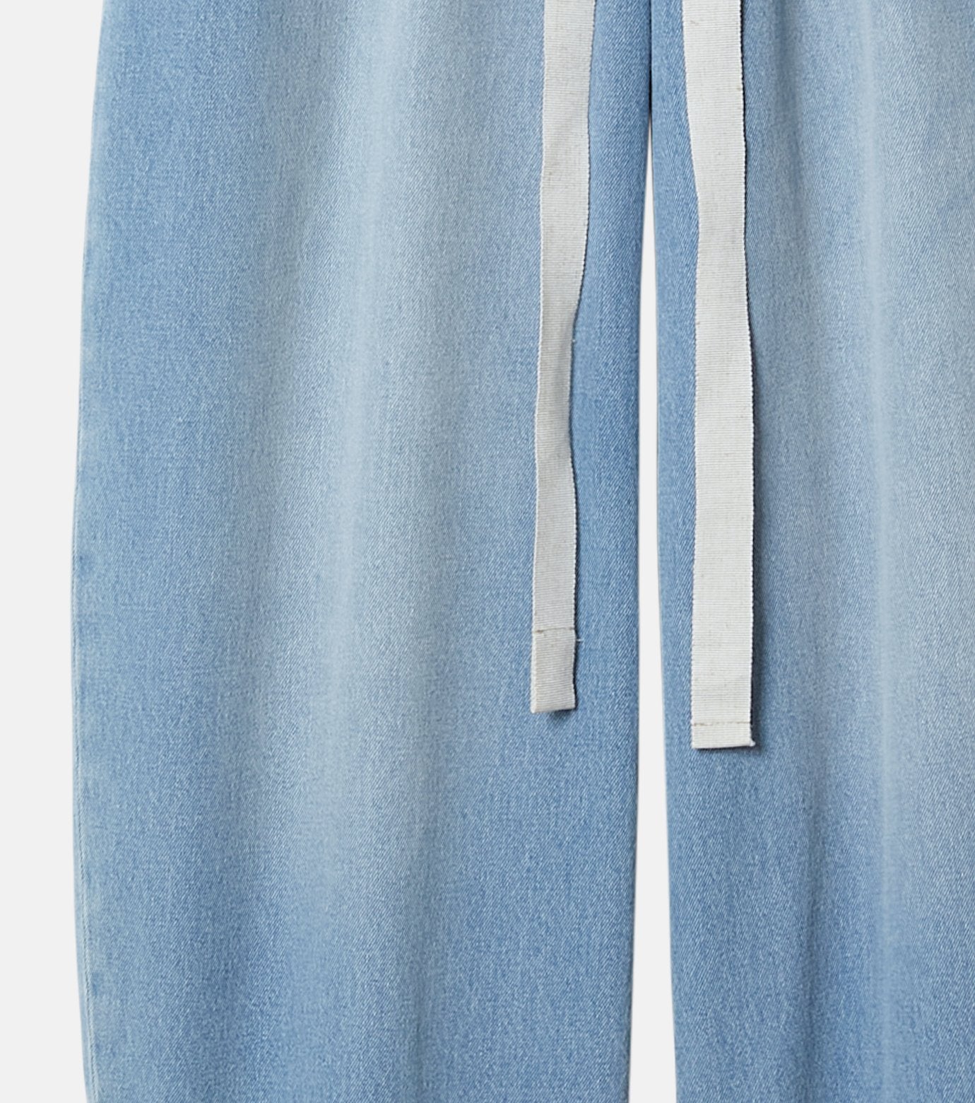 Barrel Leg Jeans