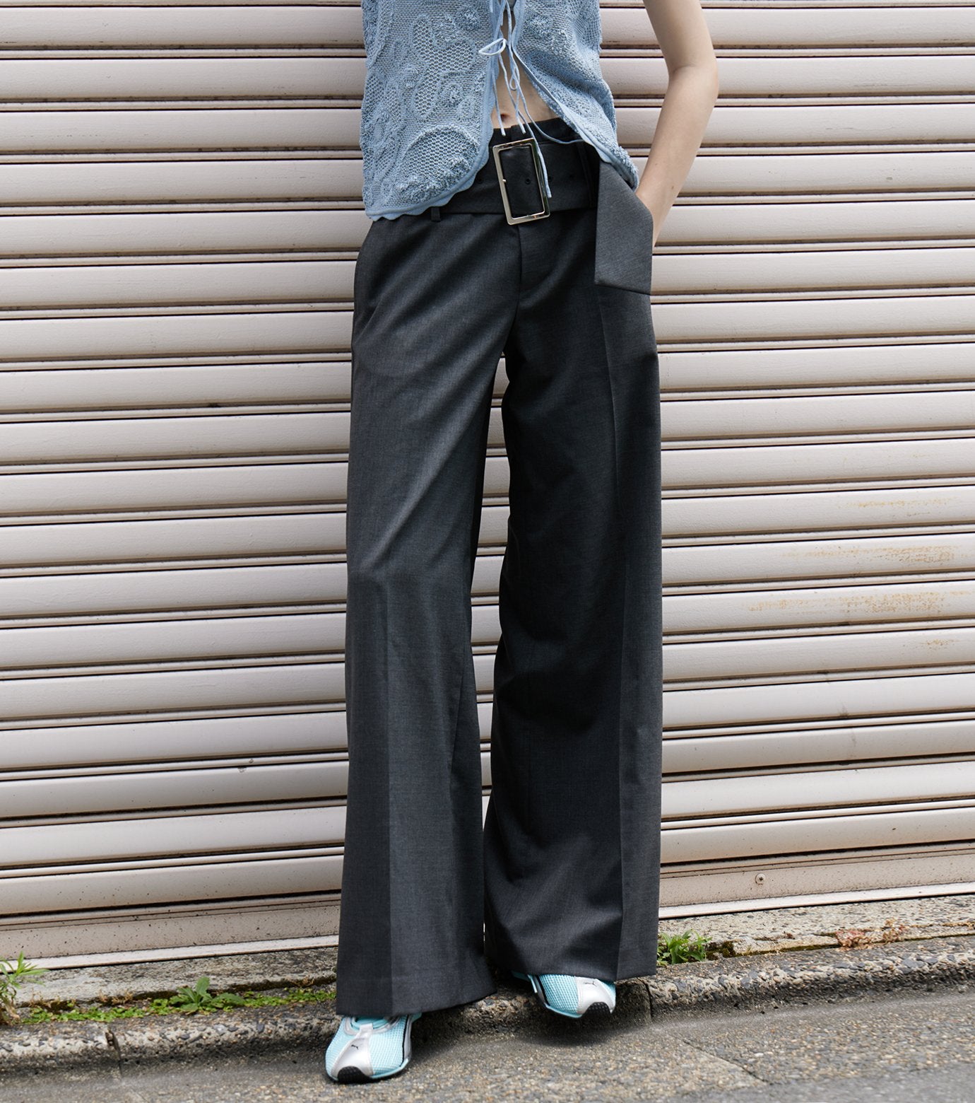 Relaxed Fit Trousers w/Wide Belt