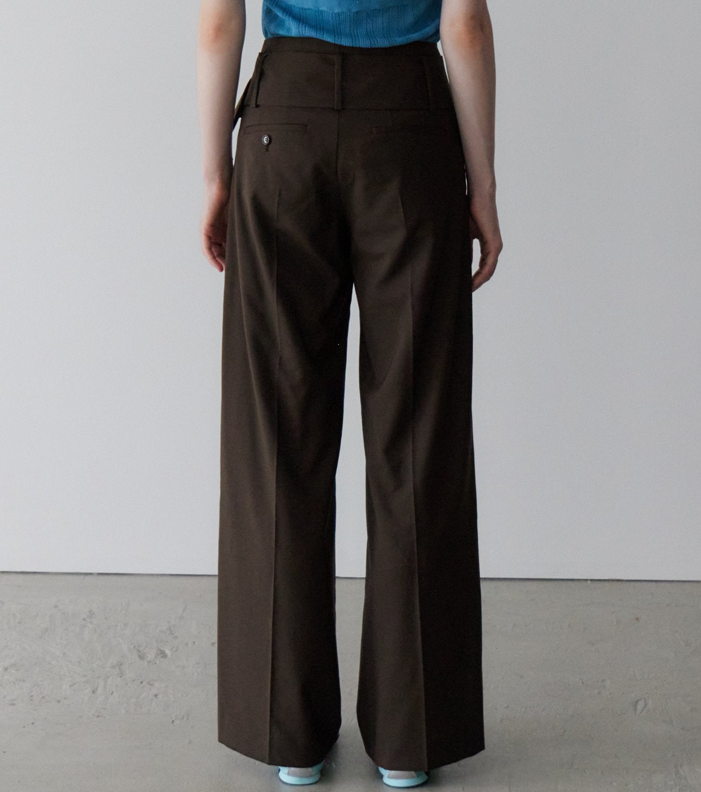 Relaxed Fit Trousers w/Wide Belt