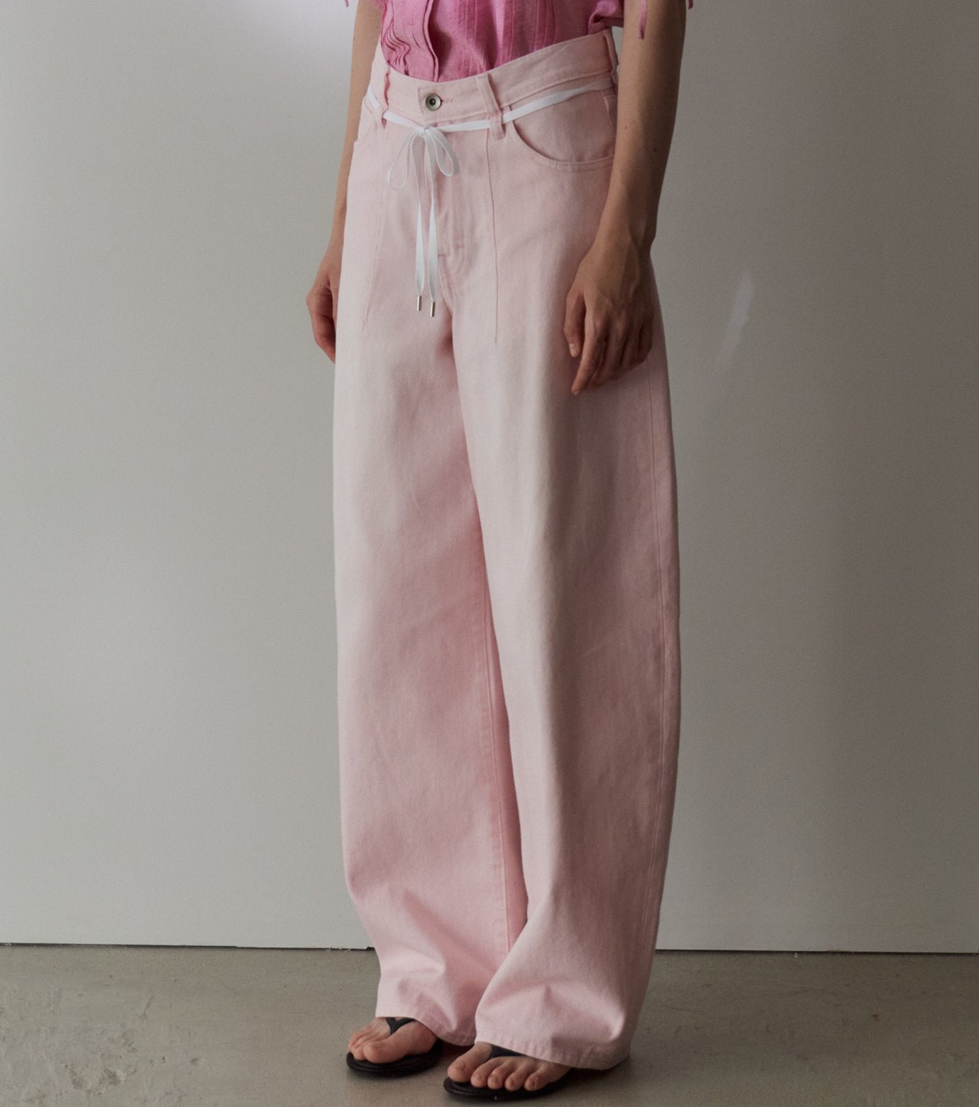 Barrel Leg Jeans