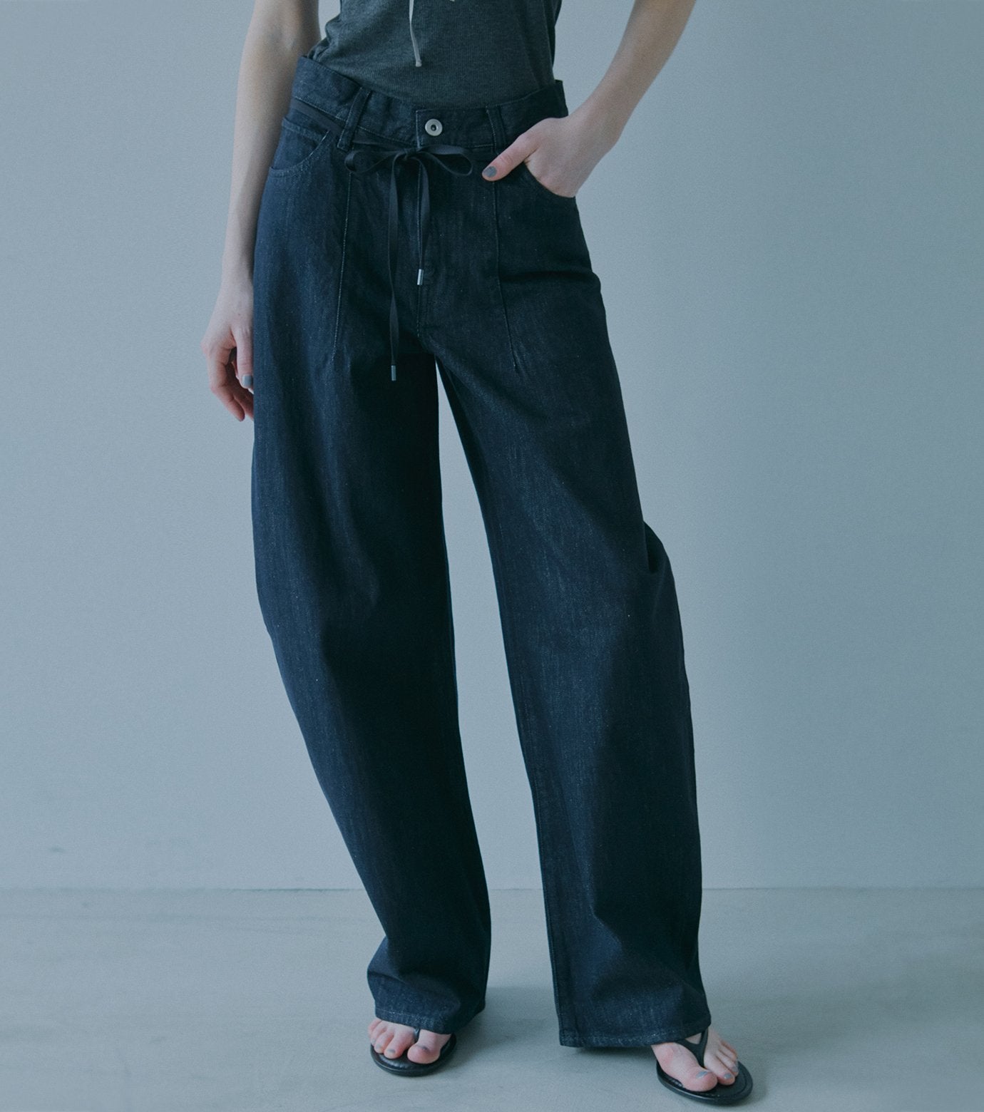 Barrel Leg Jeans