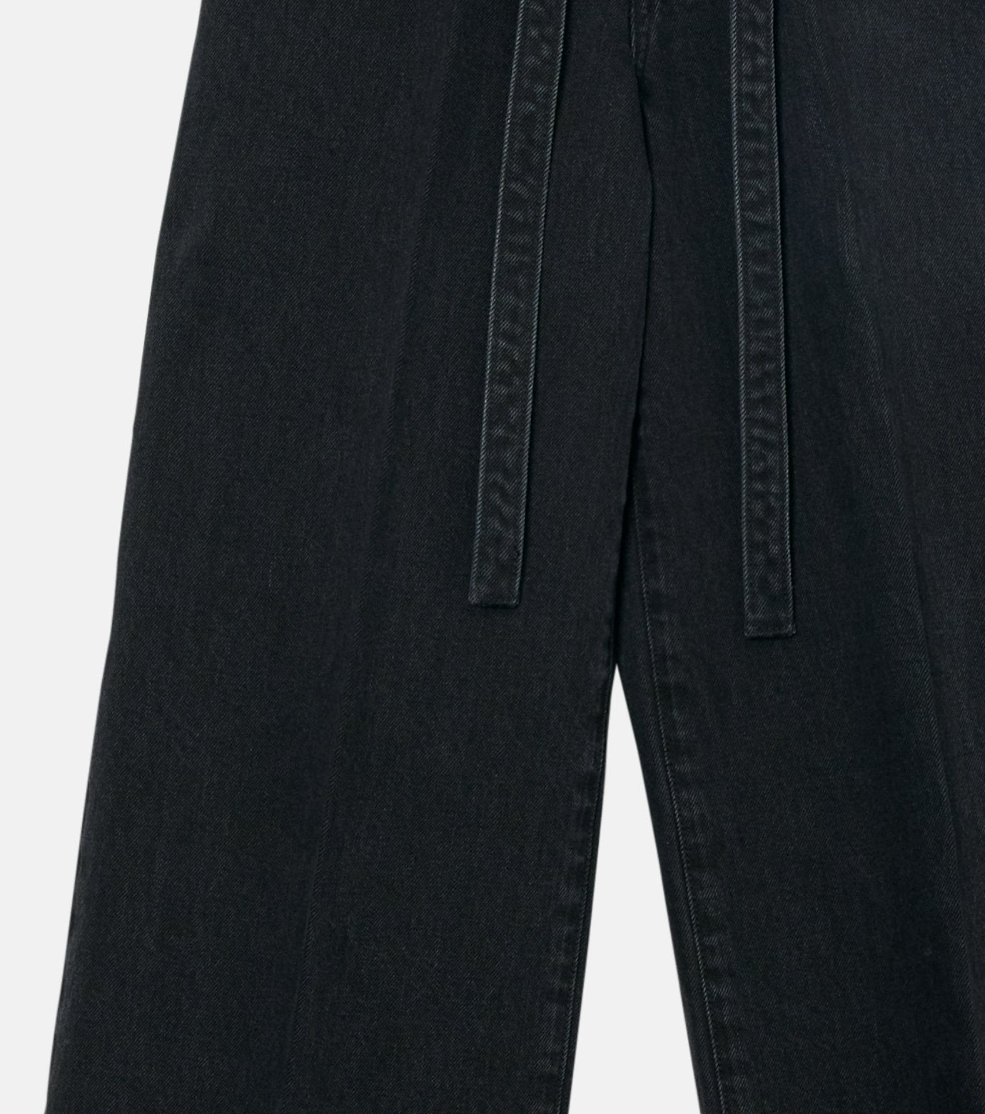 Straight Fit Jeans w/Belt