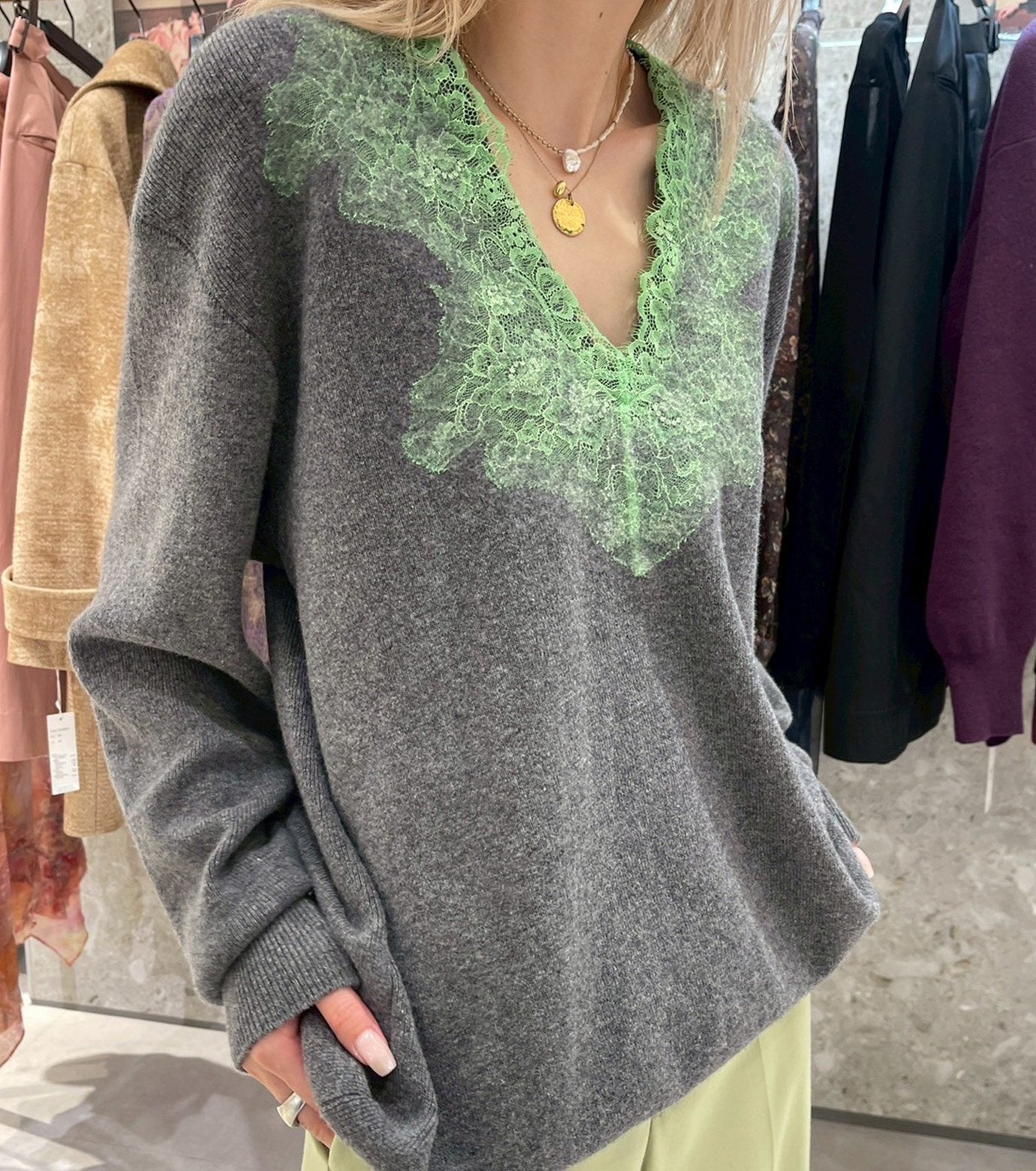 Vneck Knit w/Needle-Punched Lace
