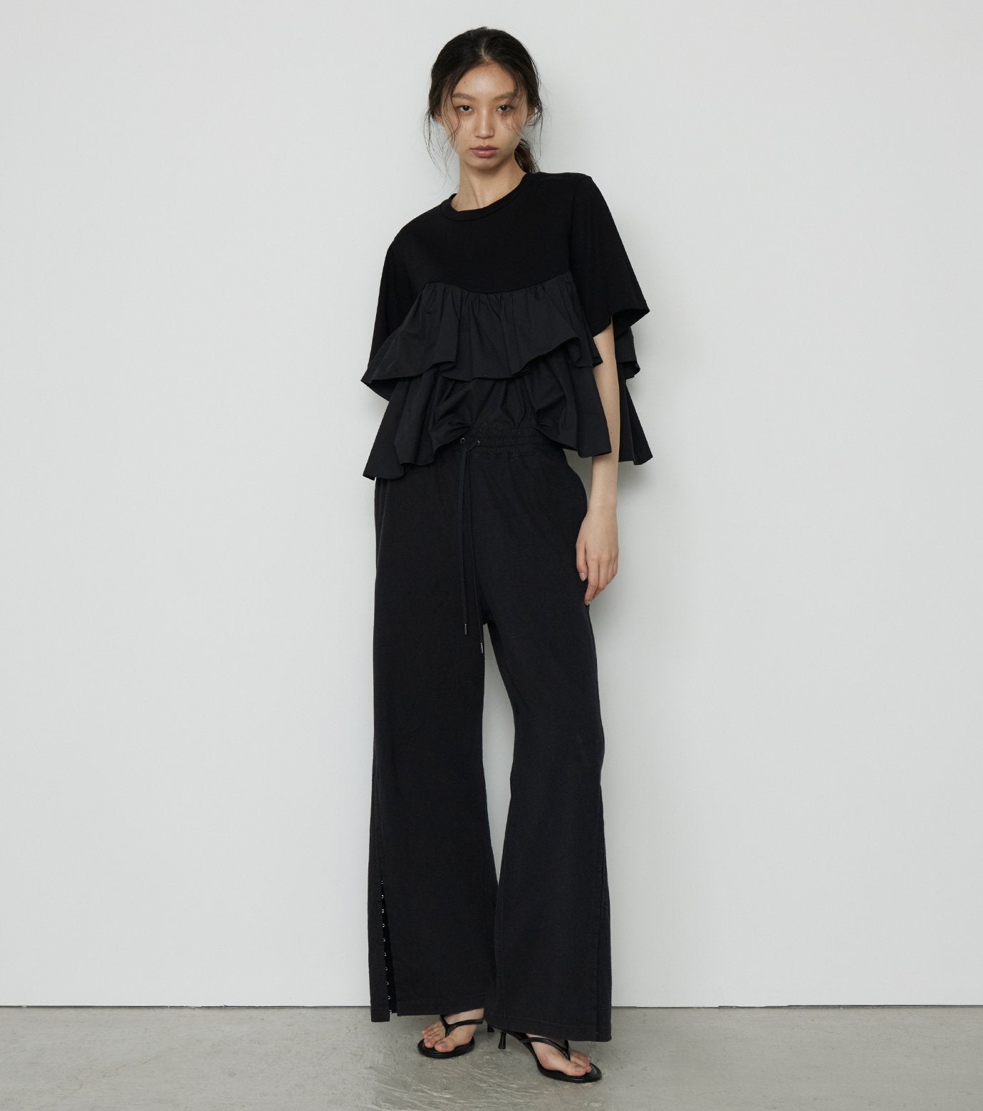 Short Ruffle Cut Tops