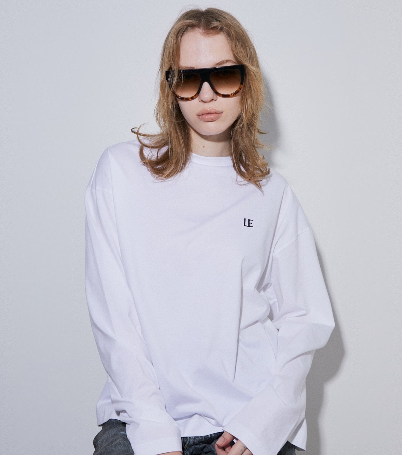 LE Embroidery Long T