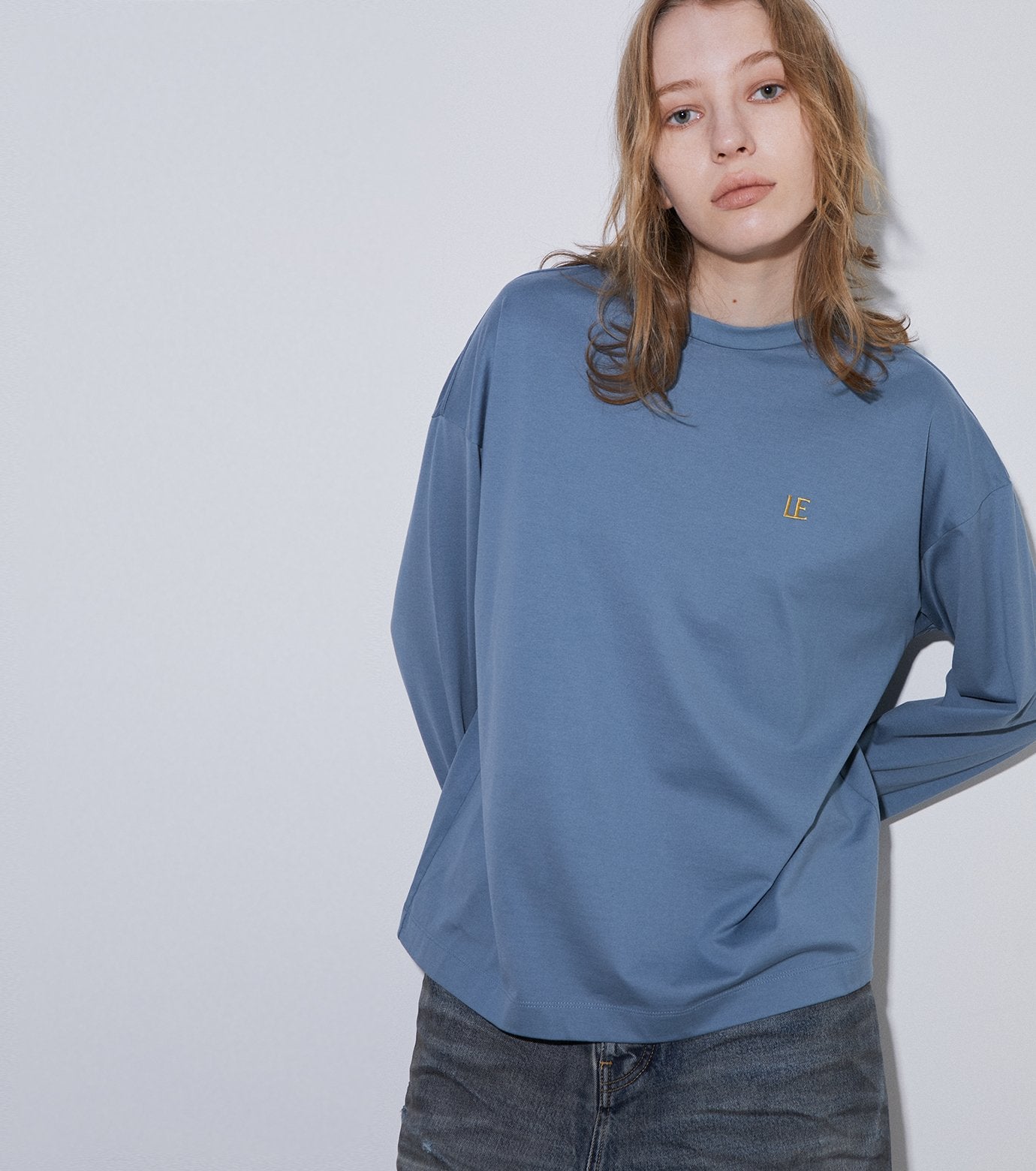 LE Embroidery Long T