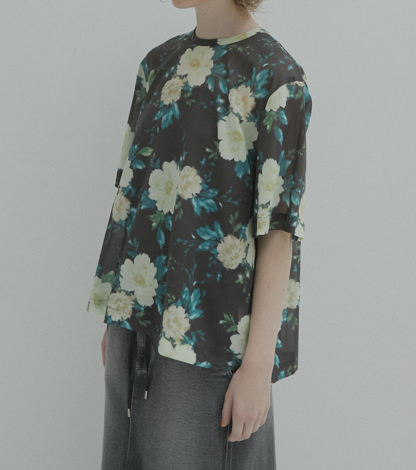 Vintage Floral Capelet Top