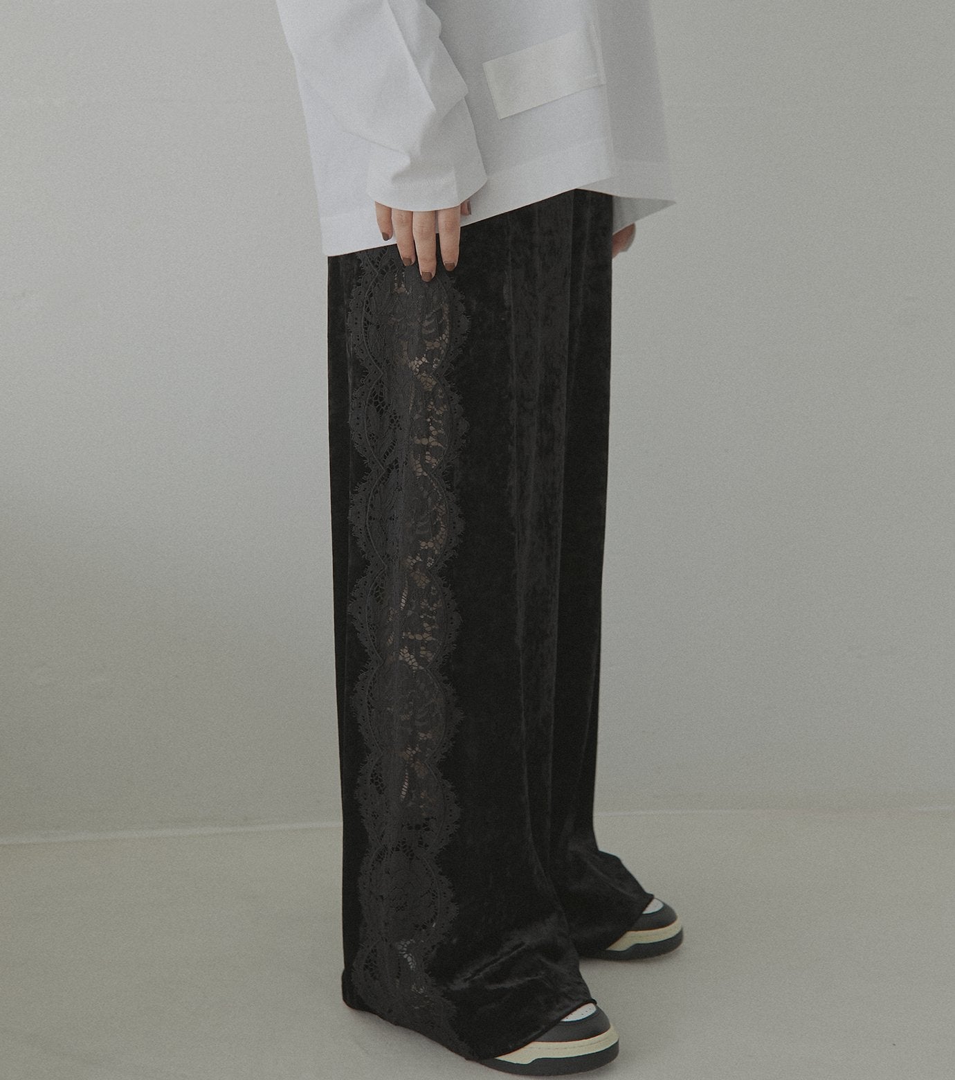 Side Lace Pants