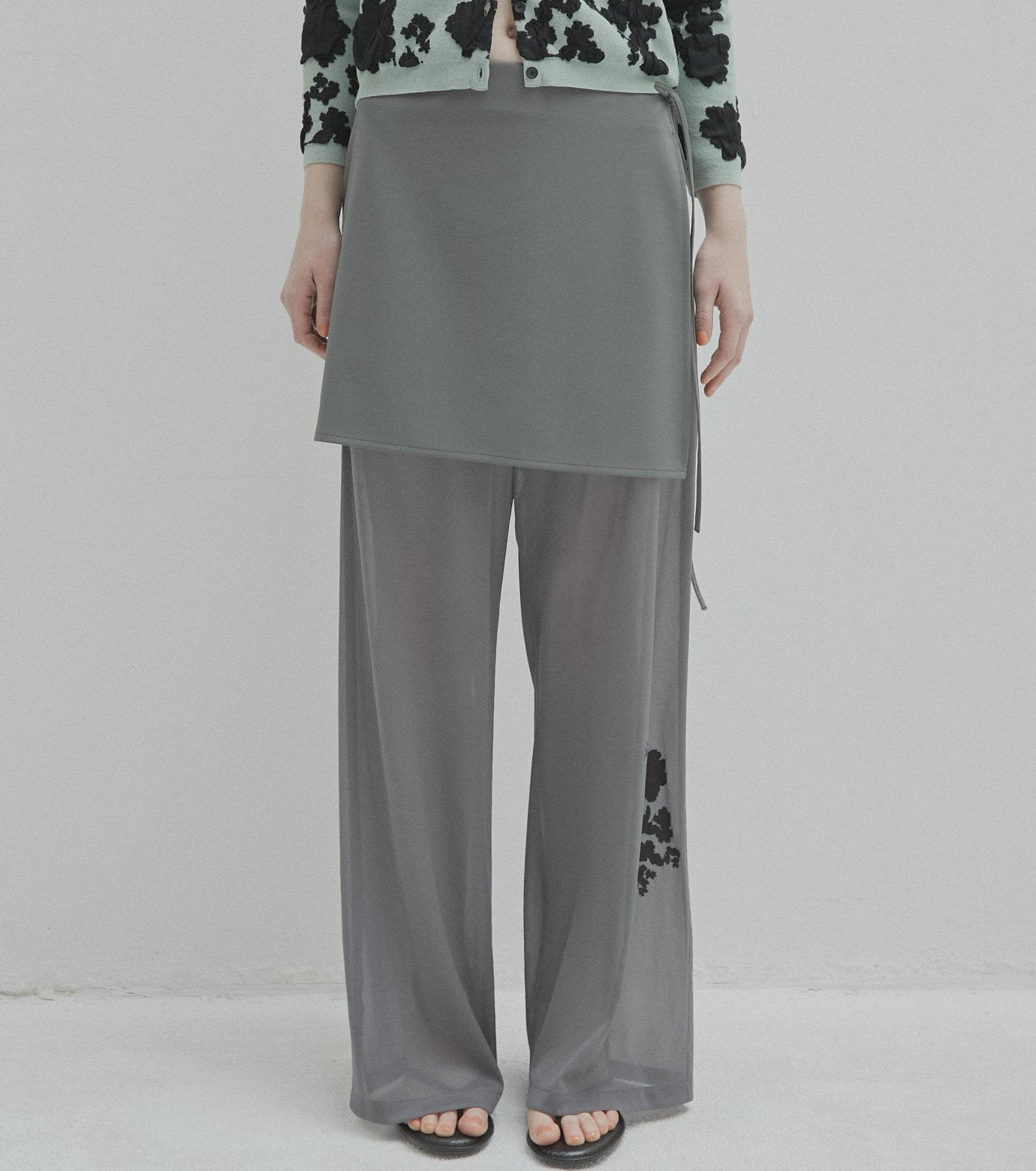 Sheer Relax Pant w/Flocked Flower