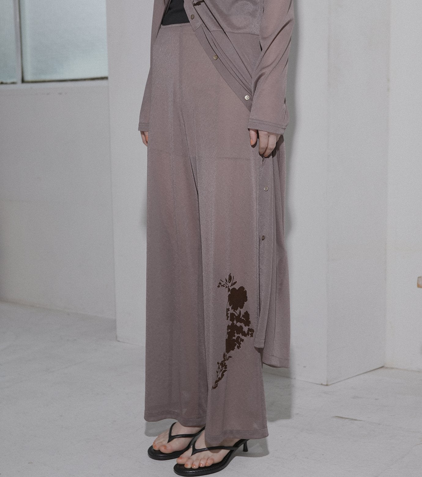 Sheer Relax Pant w/Flocked Flower