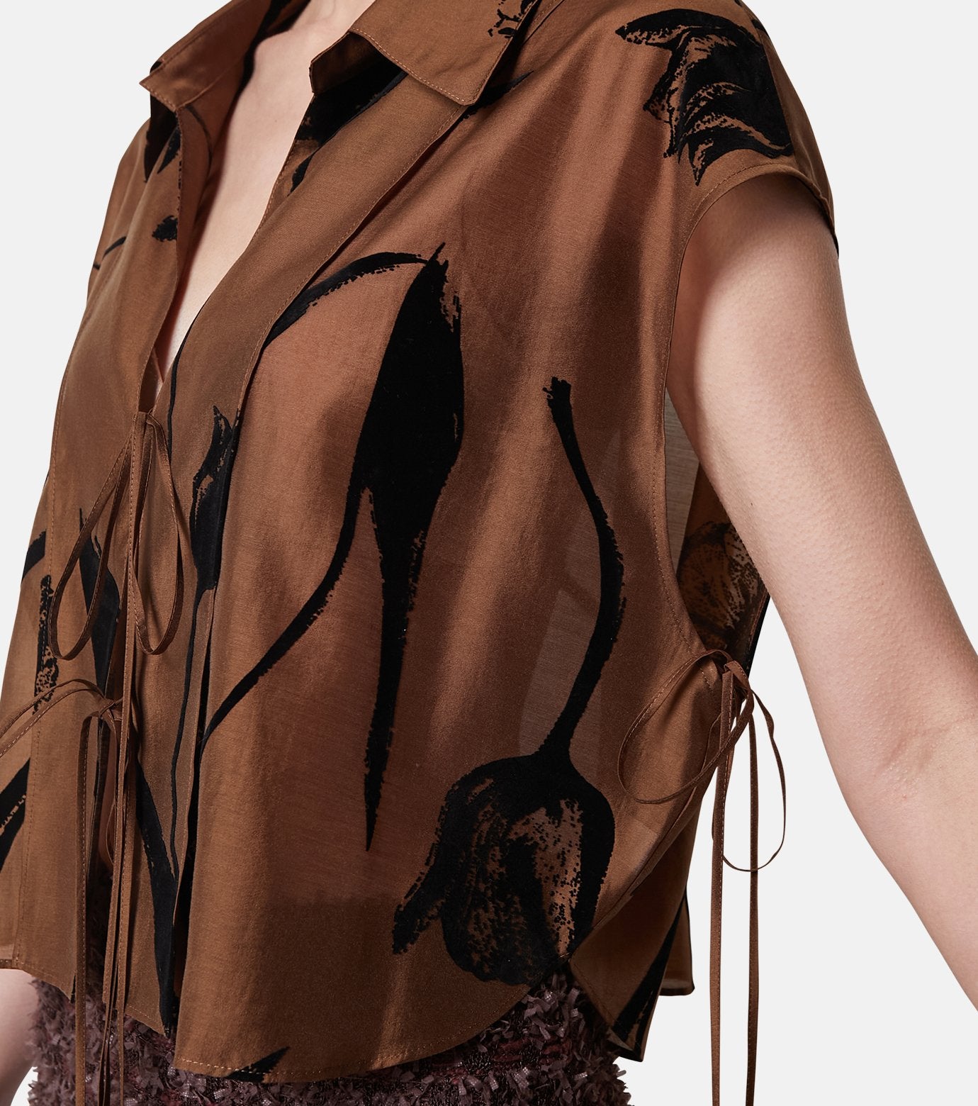 Flocky Print Cropped Shirt