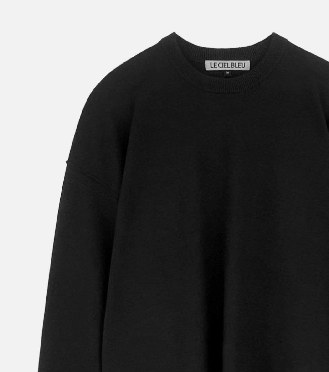 Flat-Cut Pullover