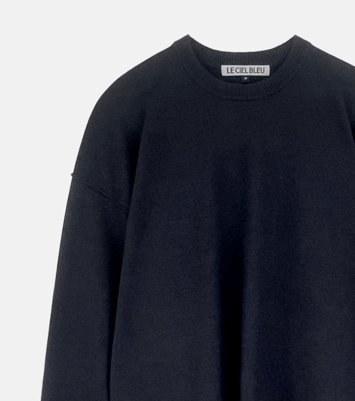 Flat-Cut Pullover