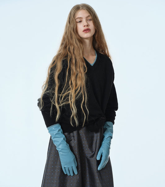 Contrast Collar V-Neck Pullover