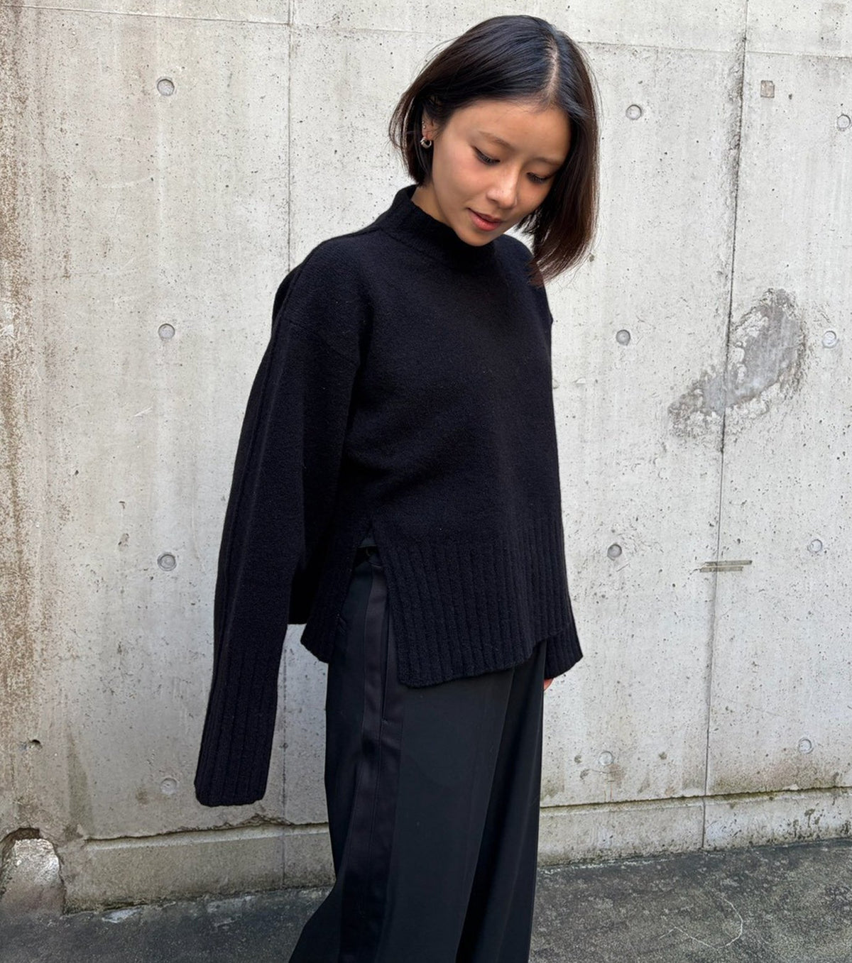 Relaxed Fit Crew Neck Sweater