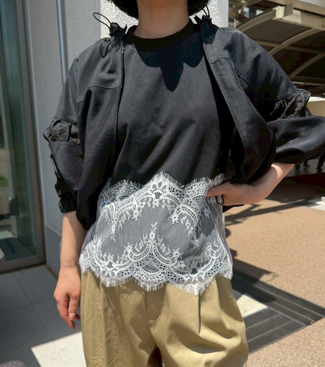 Lace Detail Sleeveless T-Shirt